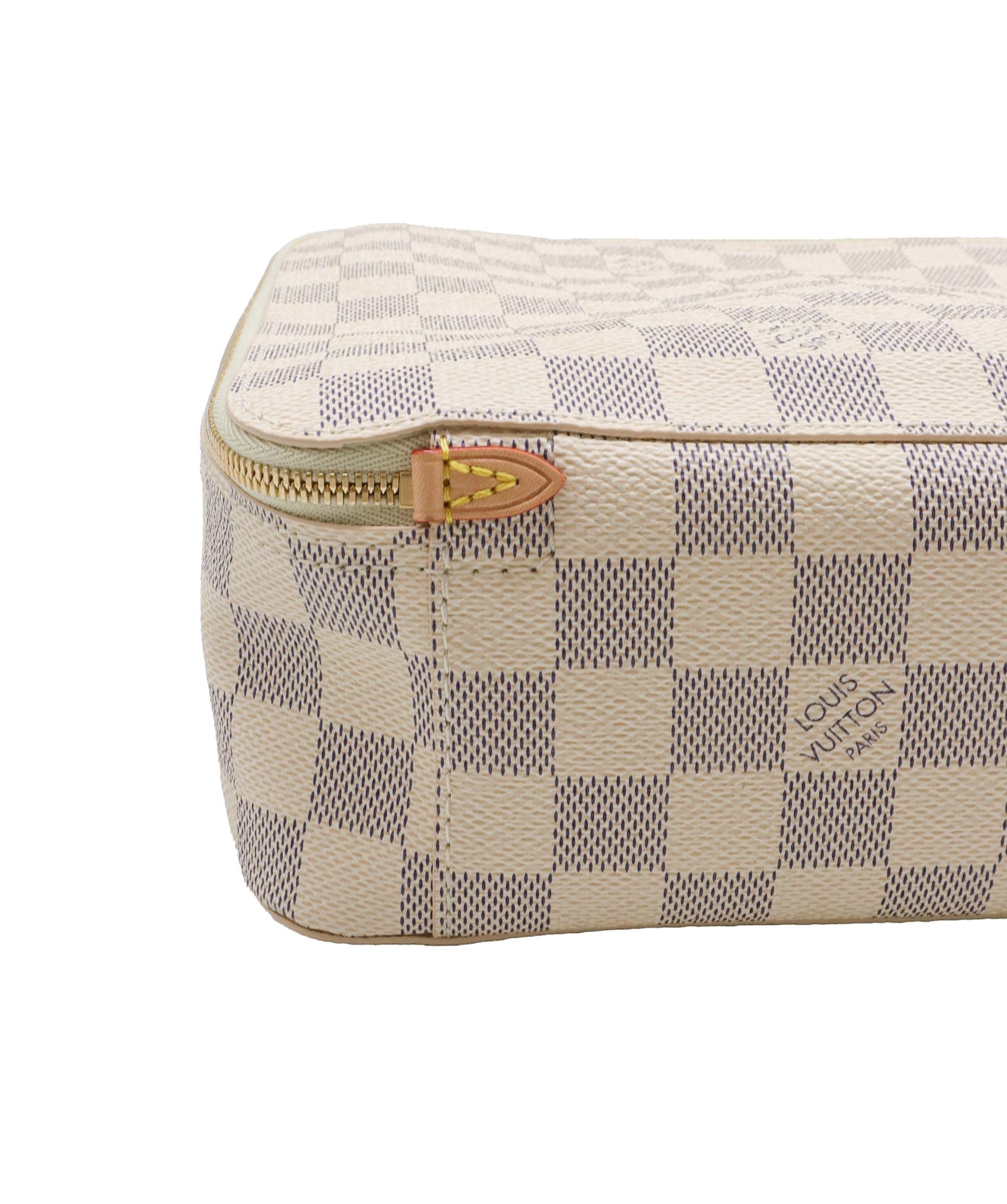 LOUIS VUITTON Damier Azur Cube De Langemont GM Cosmetic Pouch LV Auth 64139A DXBV0065