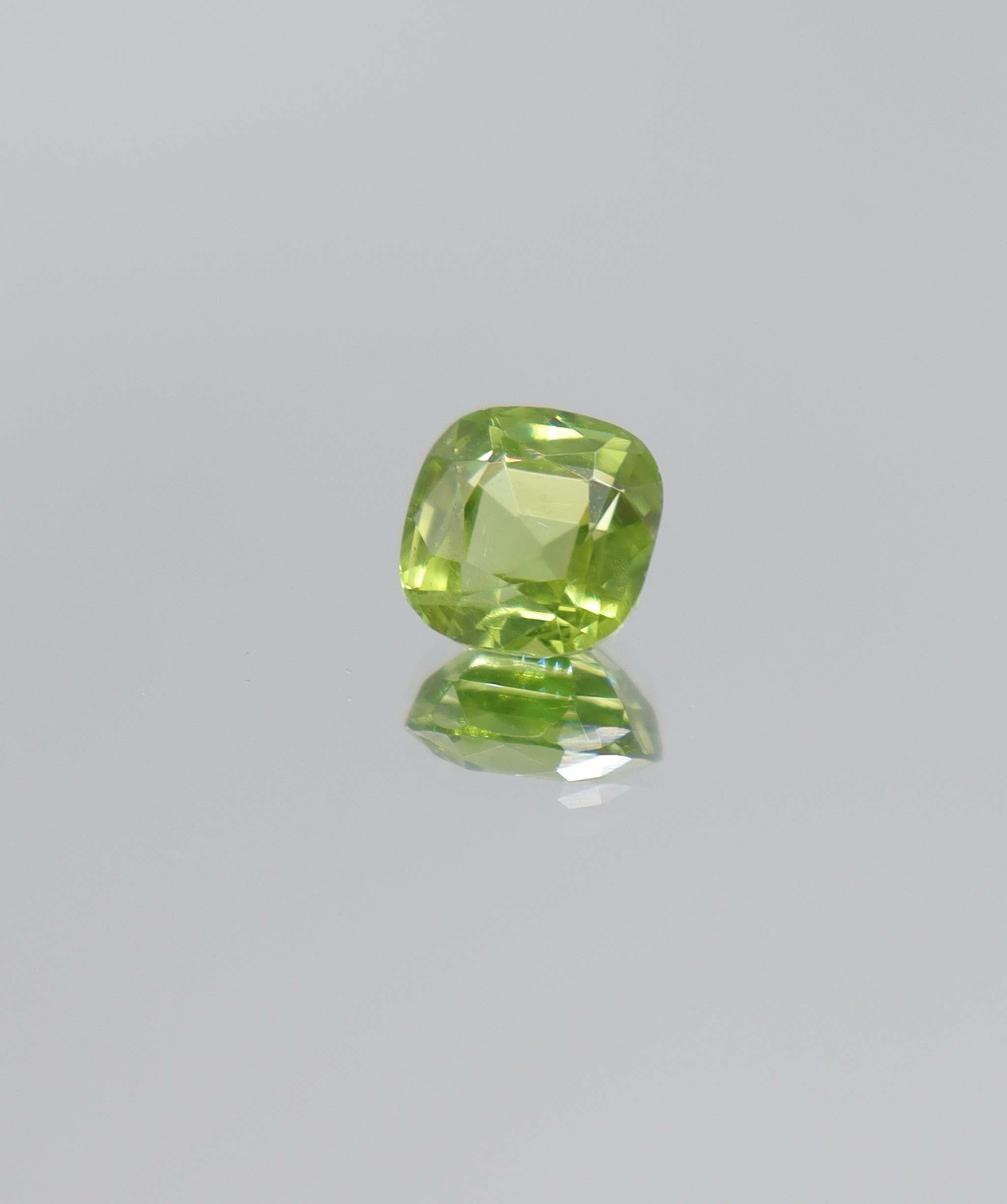 3.00ct Peridot Cushion DXBCS5808