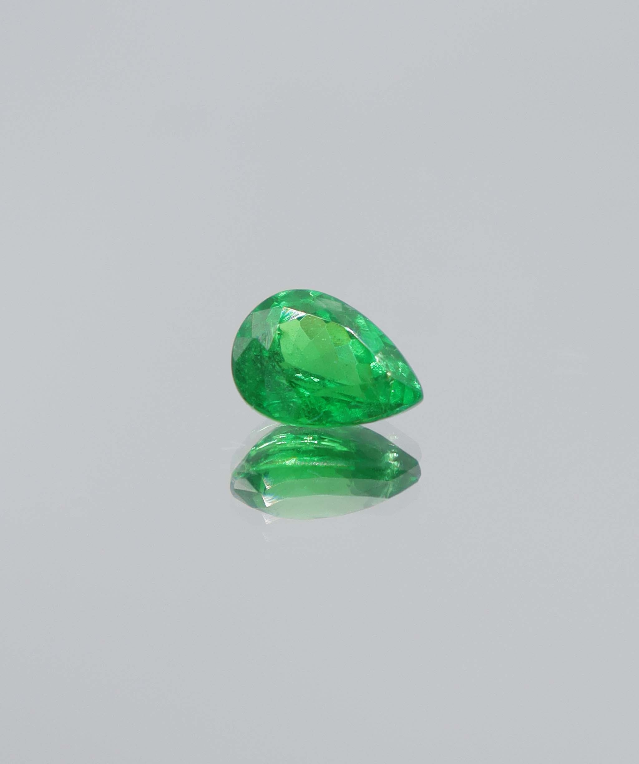1.86ct Tsavorite Pear DXBCS5788