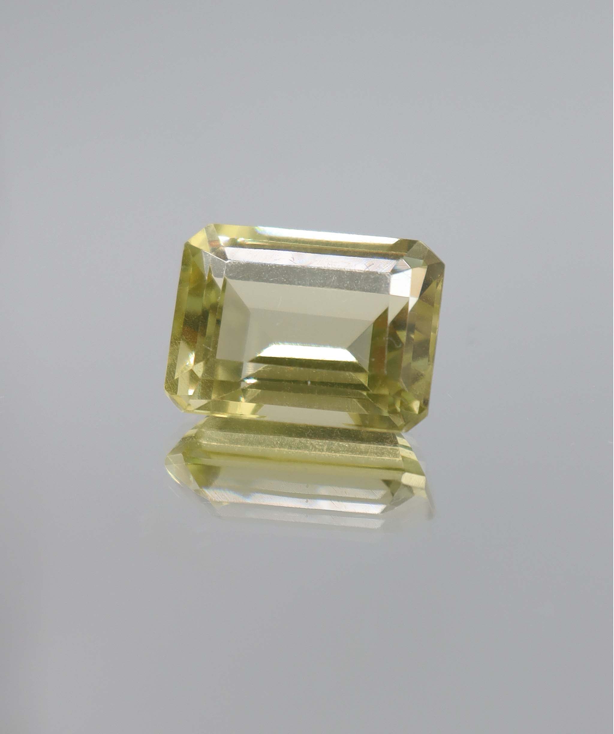 11.85ct Lemon Amethyst emerald cut DXBCS5825