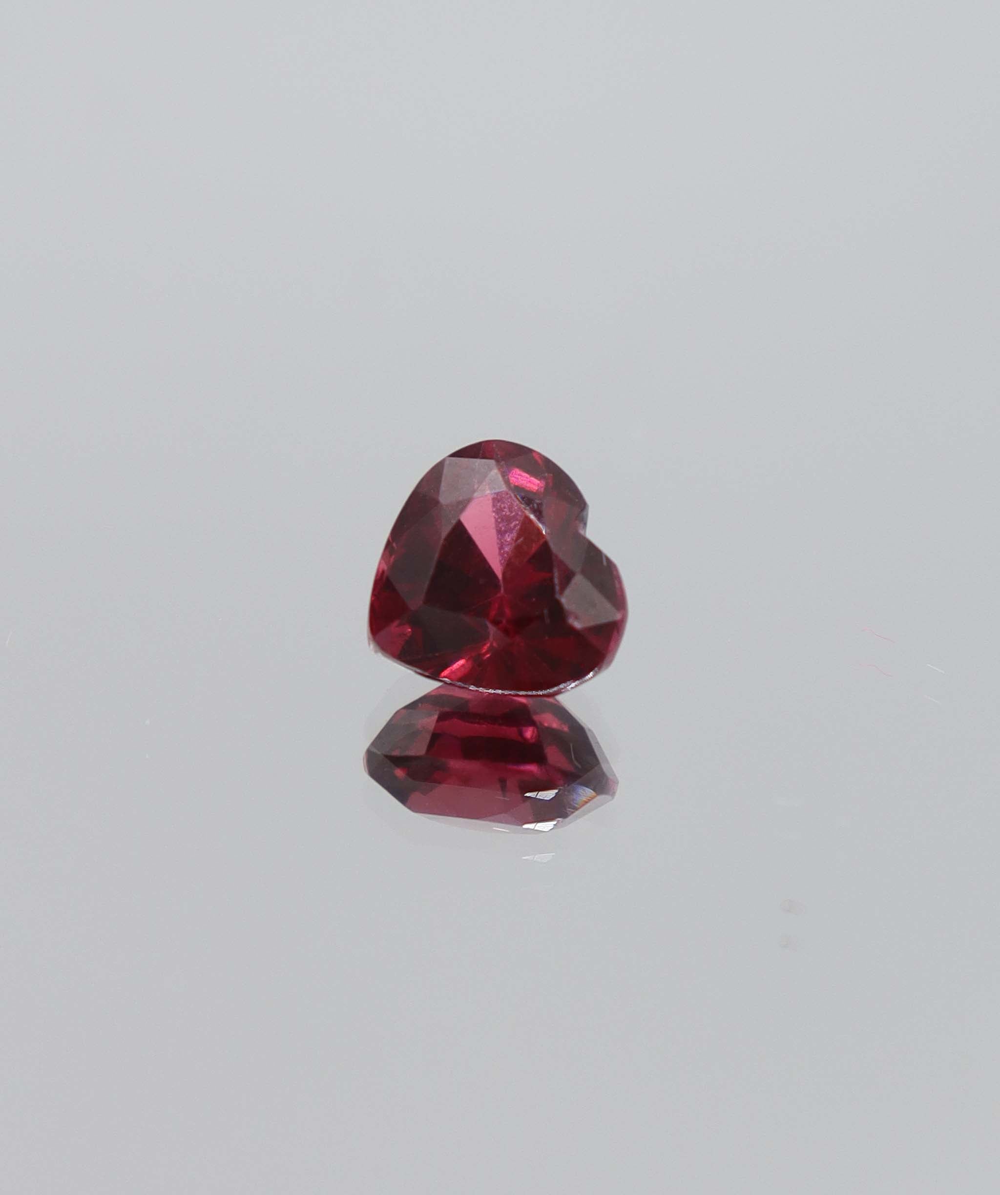 2.16ct Malaya Garnet Heart DXBCS5801