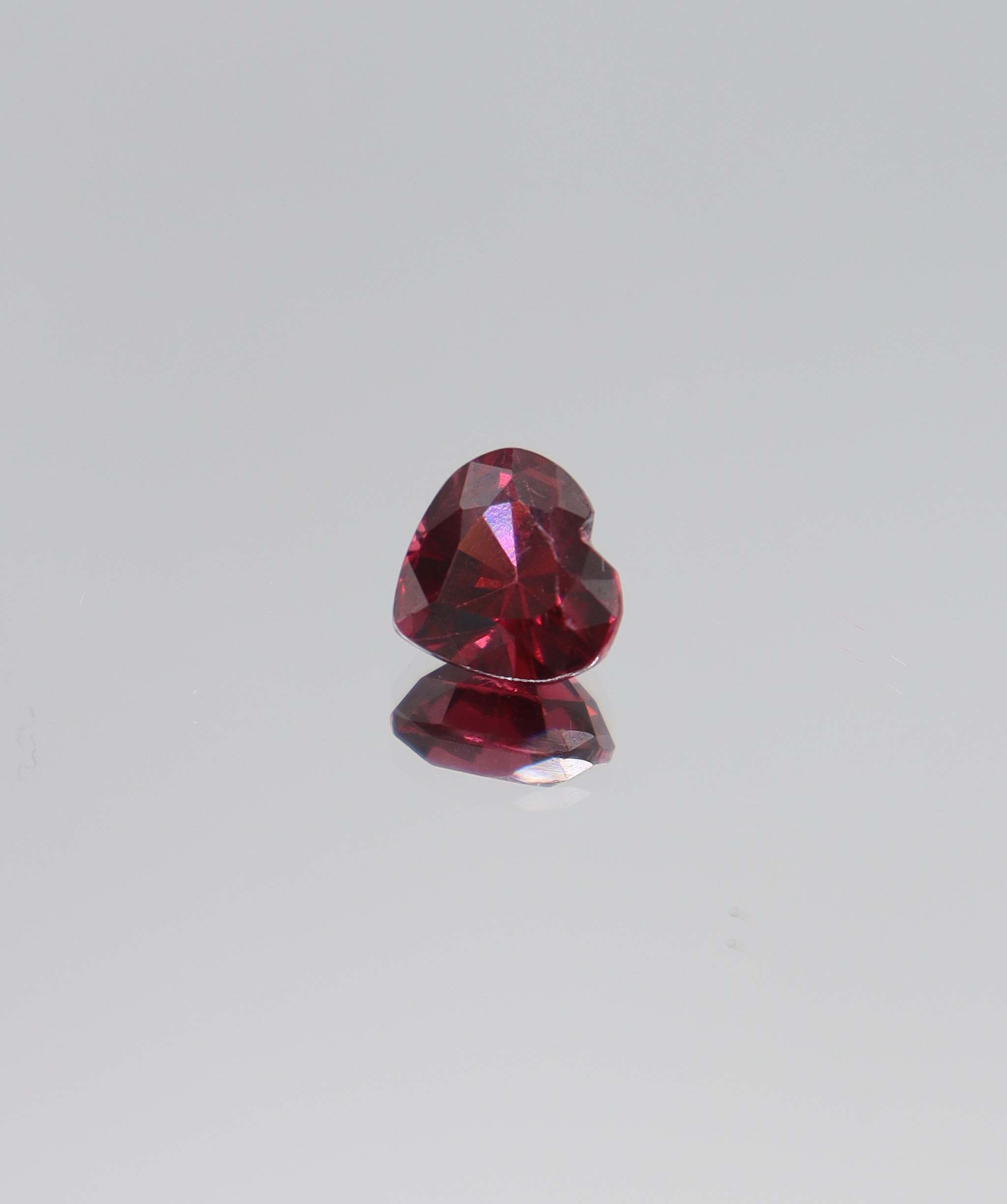 2.16ct Malaya Garnet Heart DXBCS5801