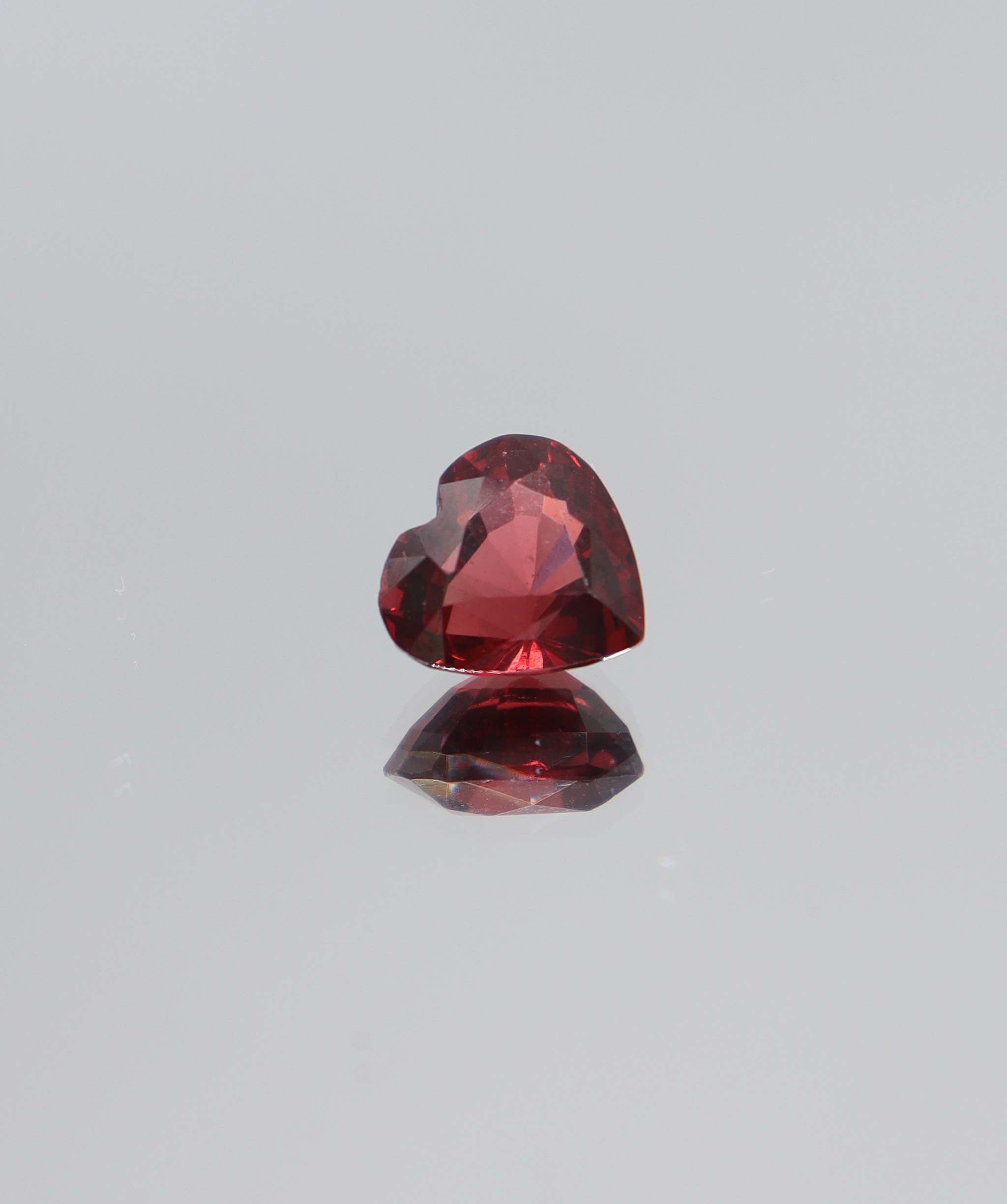 3.04ct Malaya Garnet Heart DXBCS5802