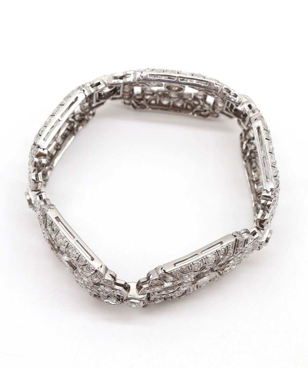 An Art Deco Diamond Bracelet WA25469