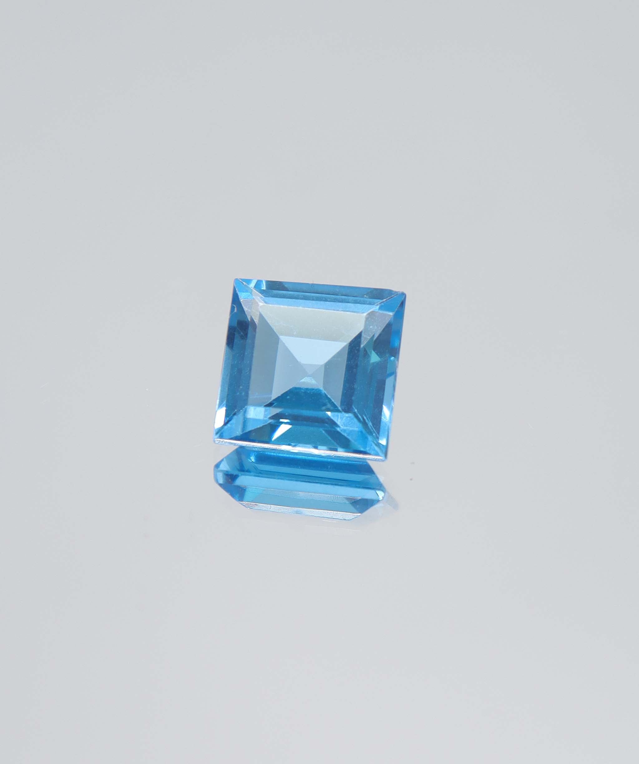 5.37ct Swiss Blue Topaz Princess DXBCS5833