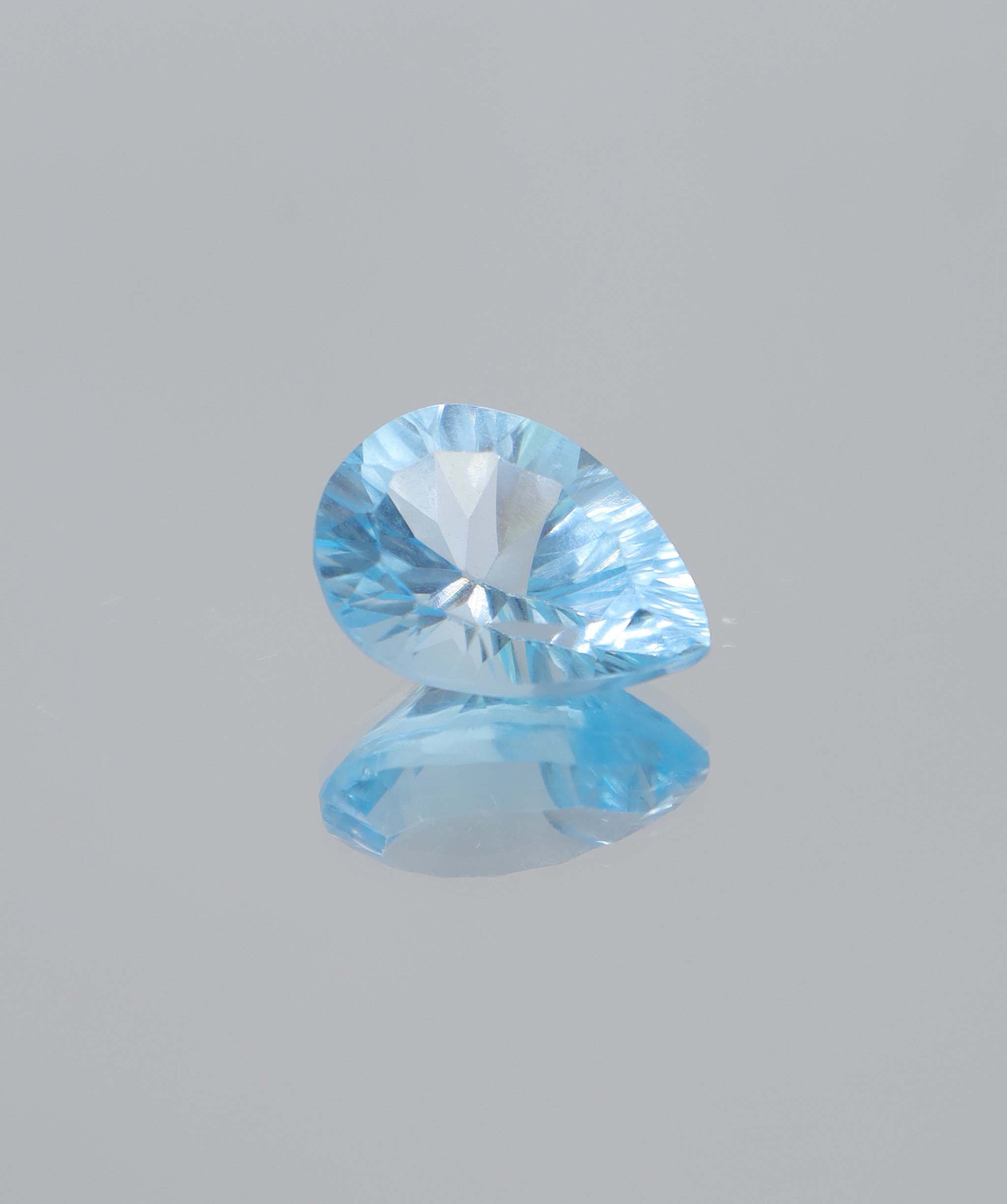 7.60ct Blue Topaz Pear DXBCS5824