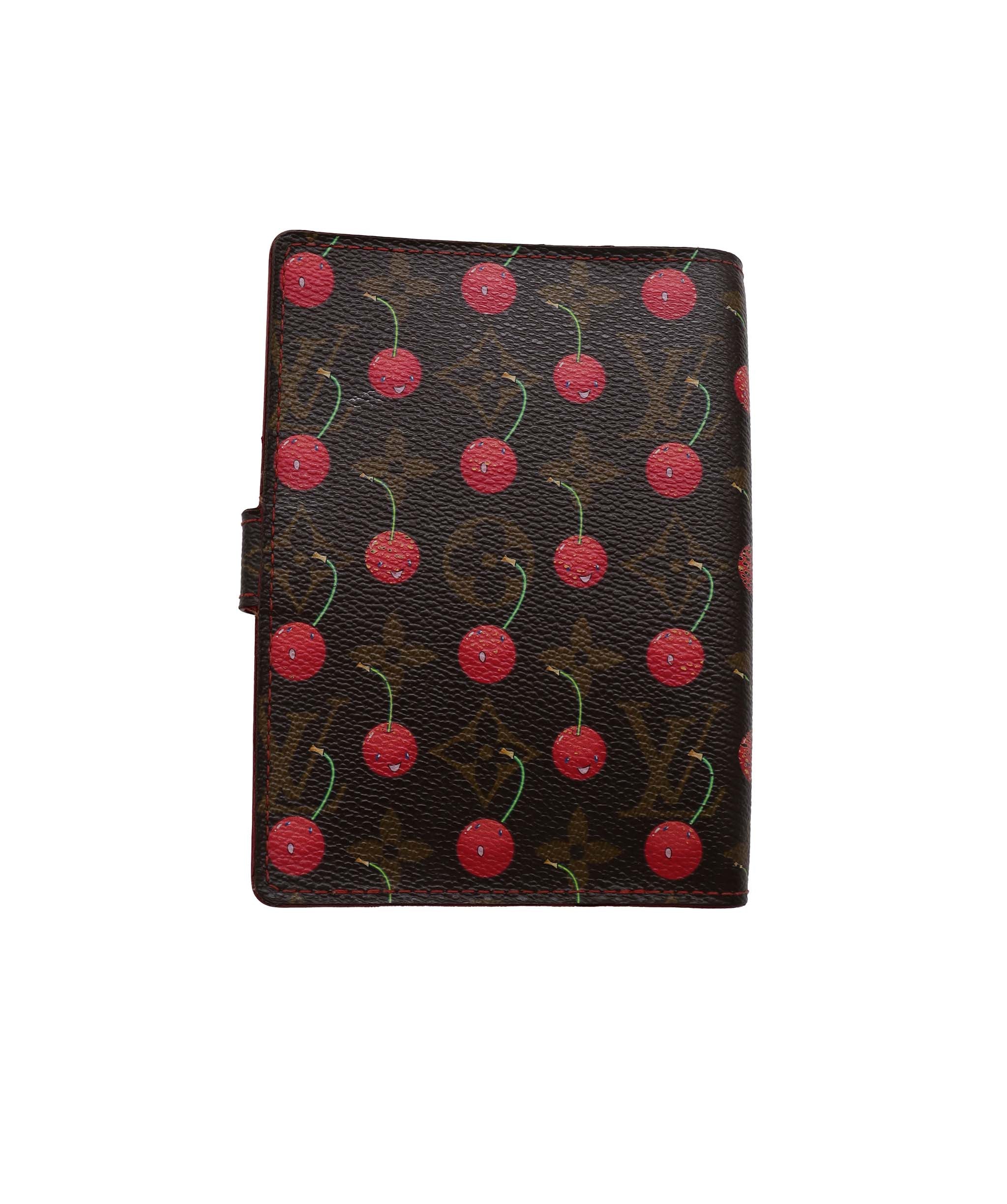 LOUIS VUITTON Monogram Cherry Agenda
PM Day Planner Cover R21023 LV Auth 92369 DXBS2462