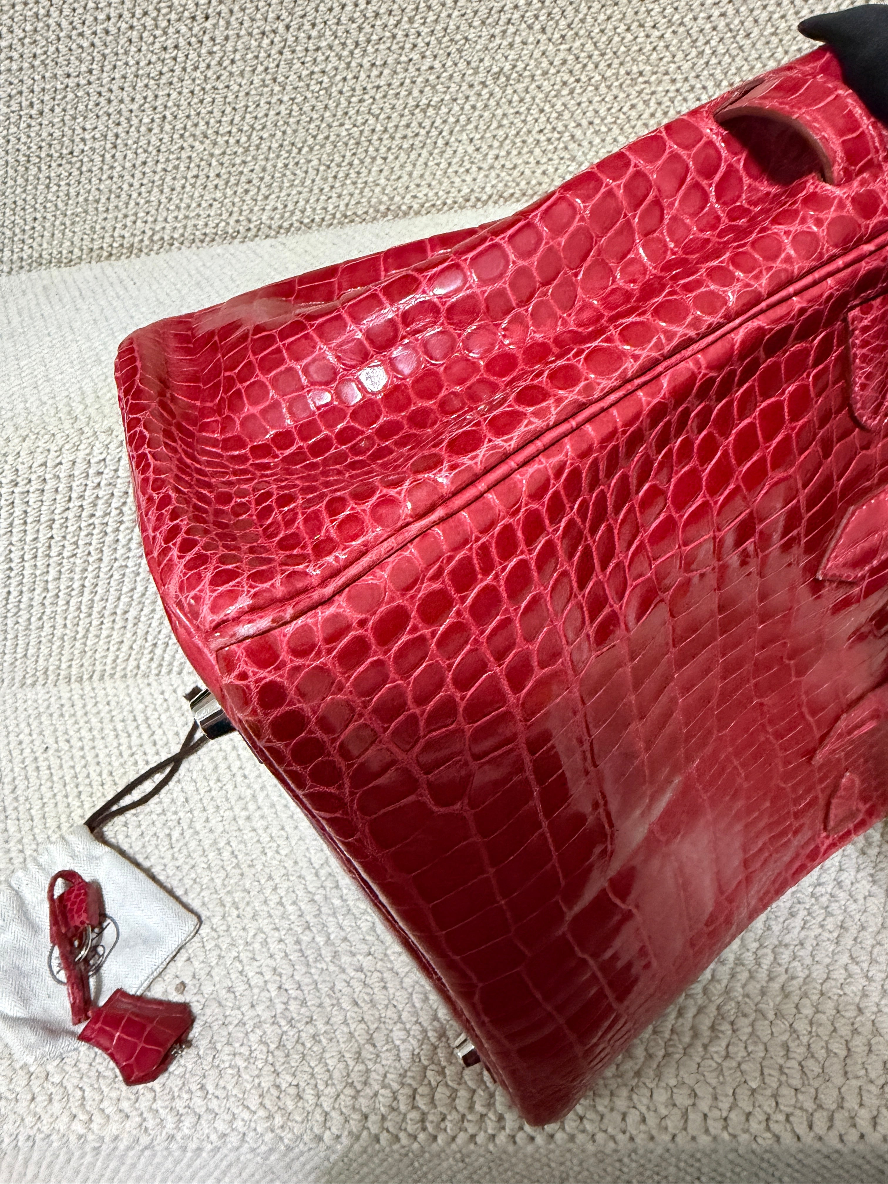 Hermès Birkin 30 – Shiny crocodile  – Bougainviller– Square M (2009) – Palladium Hardware