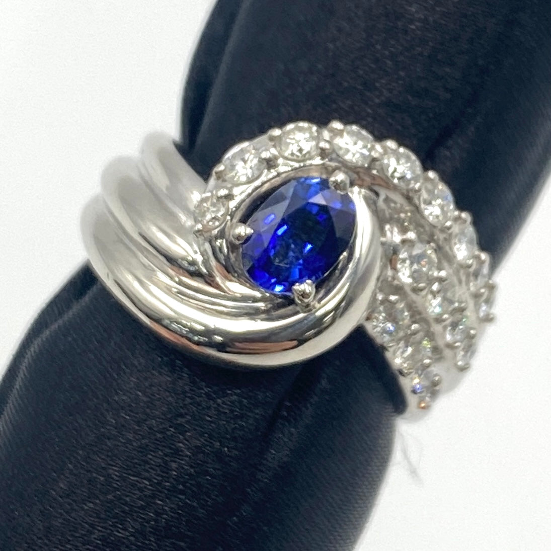 Pt900 sapphire ring S0.85 D0.53 12.4g GRJ 42627 US5.5