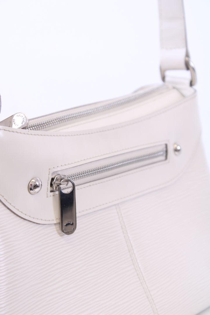 Louis Vuitton Bag White