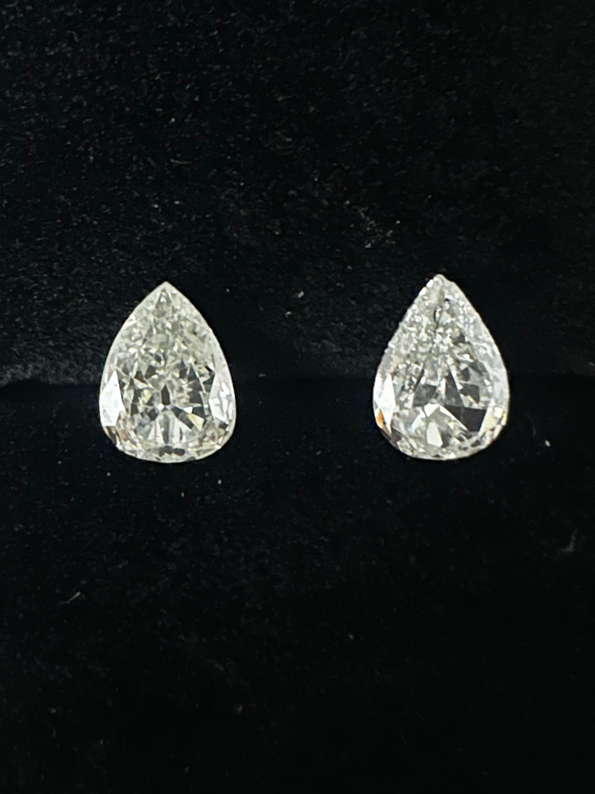 1.45CT OLD-CUT PEAR SHAPE 7.80/5.61 GH VS/SI DIAMOND PAIR ANC1838