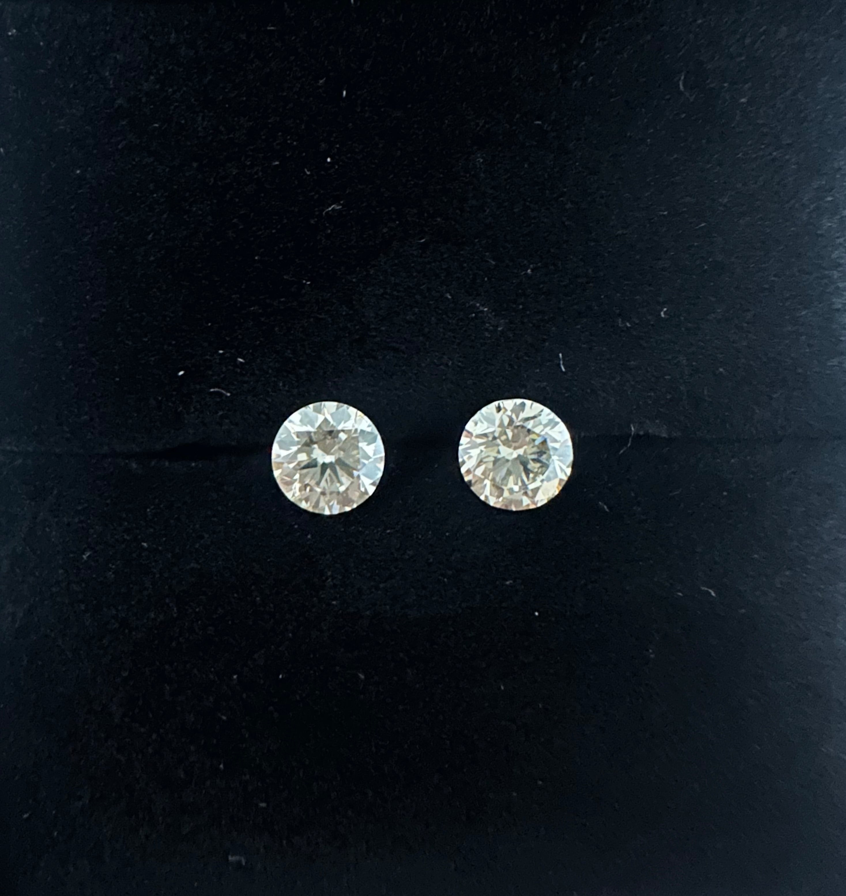1.44ct COGNAC ROUND DIAMOND PAIR ANC1794