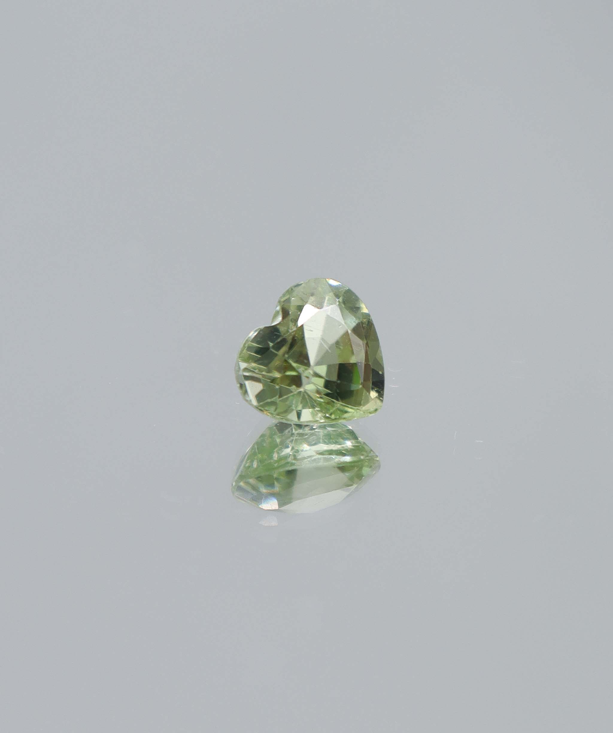 2.25ct Green Tourmaline Heart  DXBCS6031