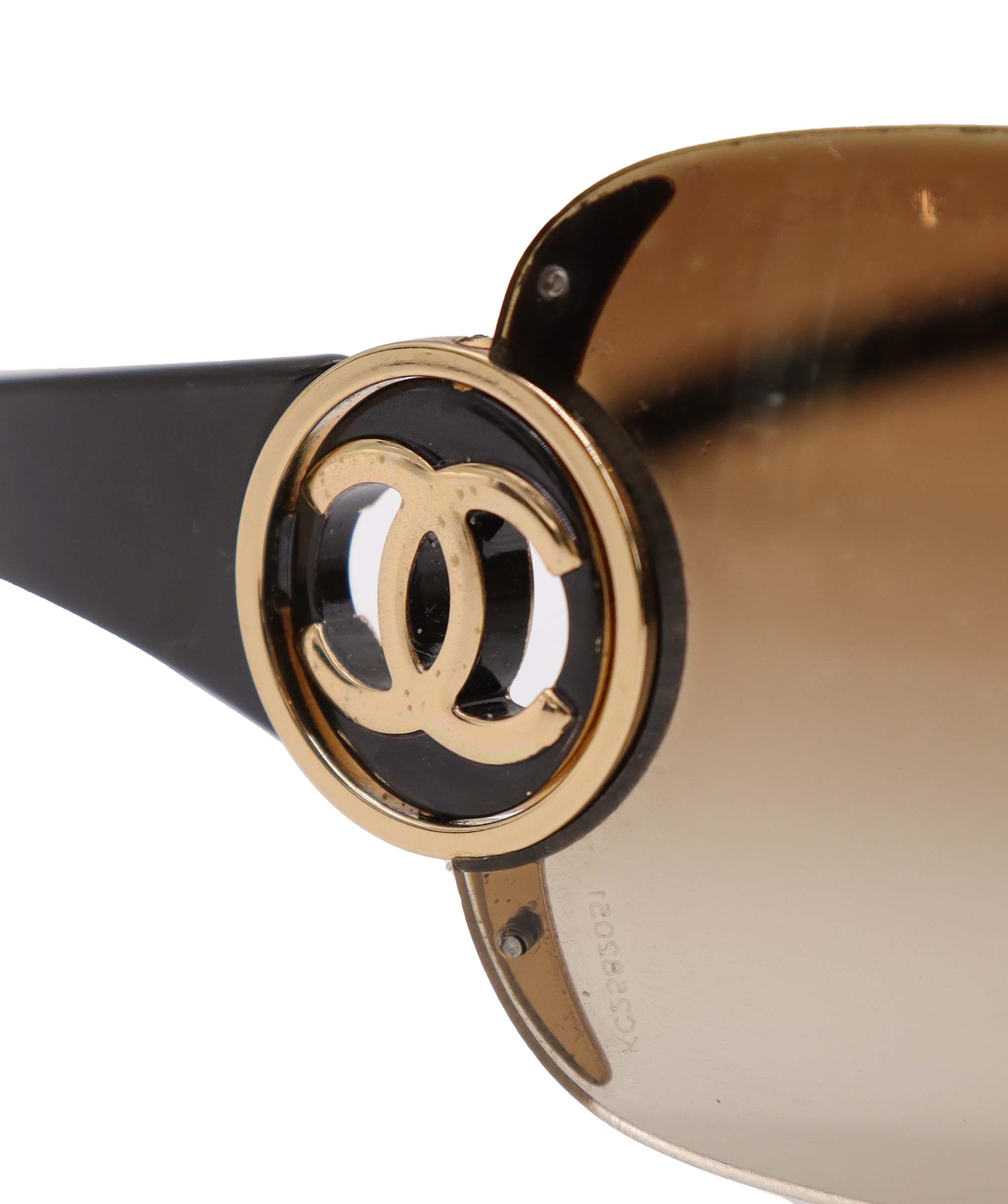 Chanel Vintage 2000's Visor Style Sunglasses With case ASC7004