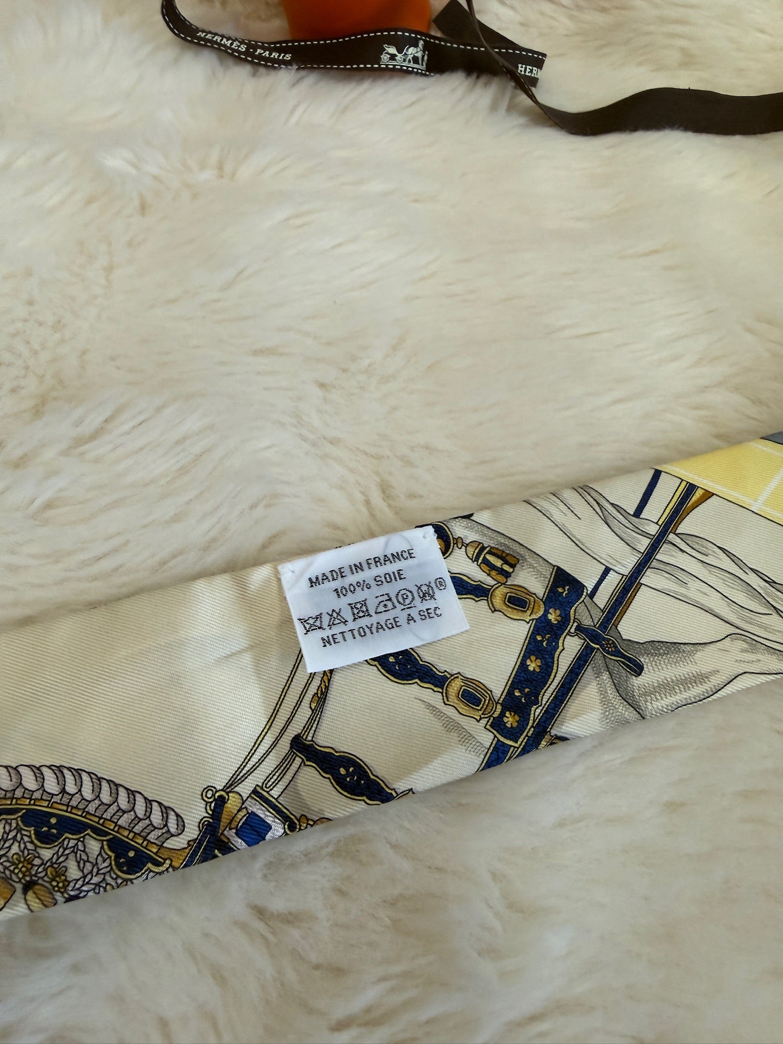 Hermès Silk Twilly Scarf -  New with Box