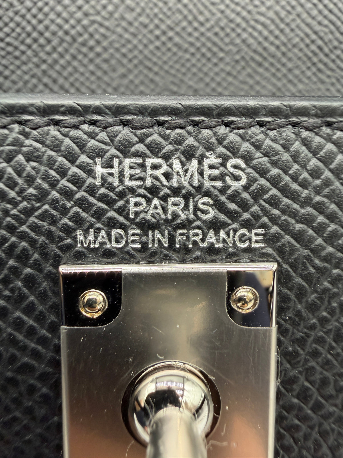 Hermès Kelly 25 Black Epsom Palladium Hardware