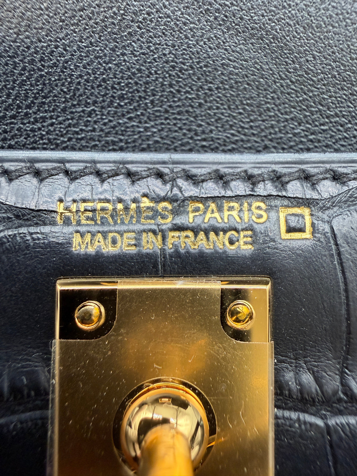 Hermès Mini Kelly Black Matte Alligator Gold Hardware