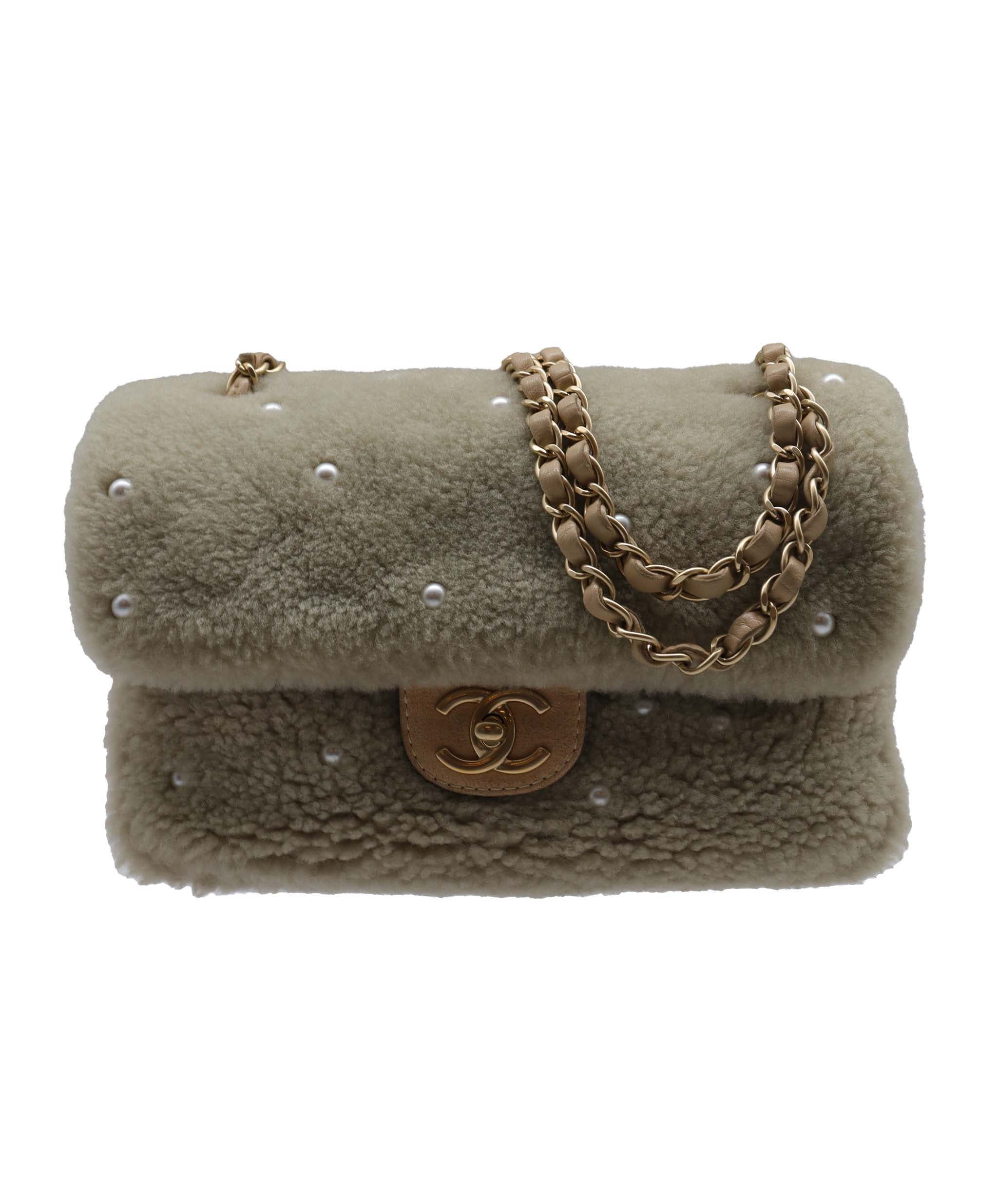 Chanel Flap Shearling / Pearl Beige GHW #20 SKC1911