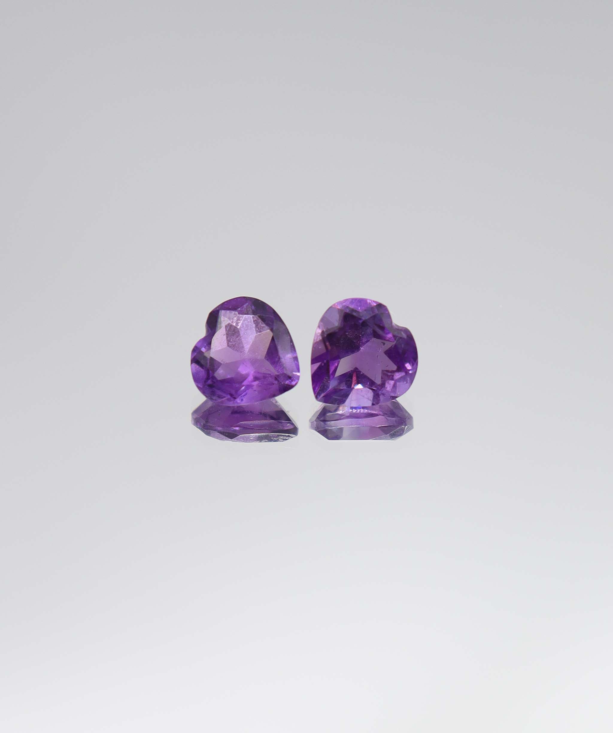 2.93ct Amethyst 2 heart DXBCS6101