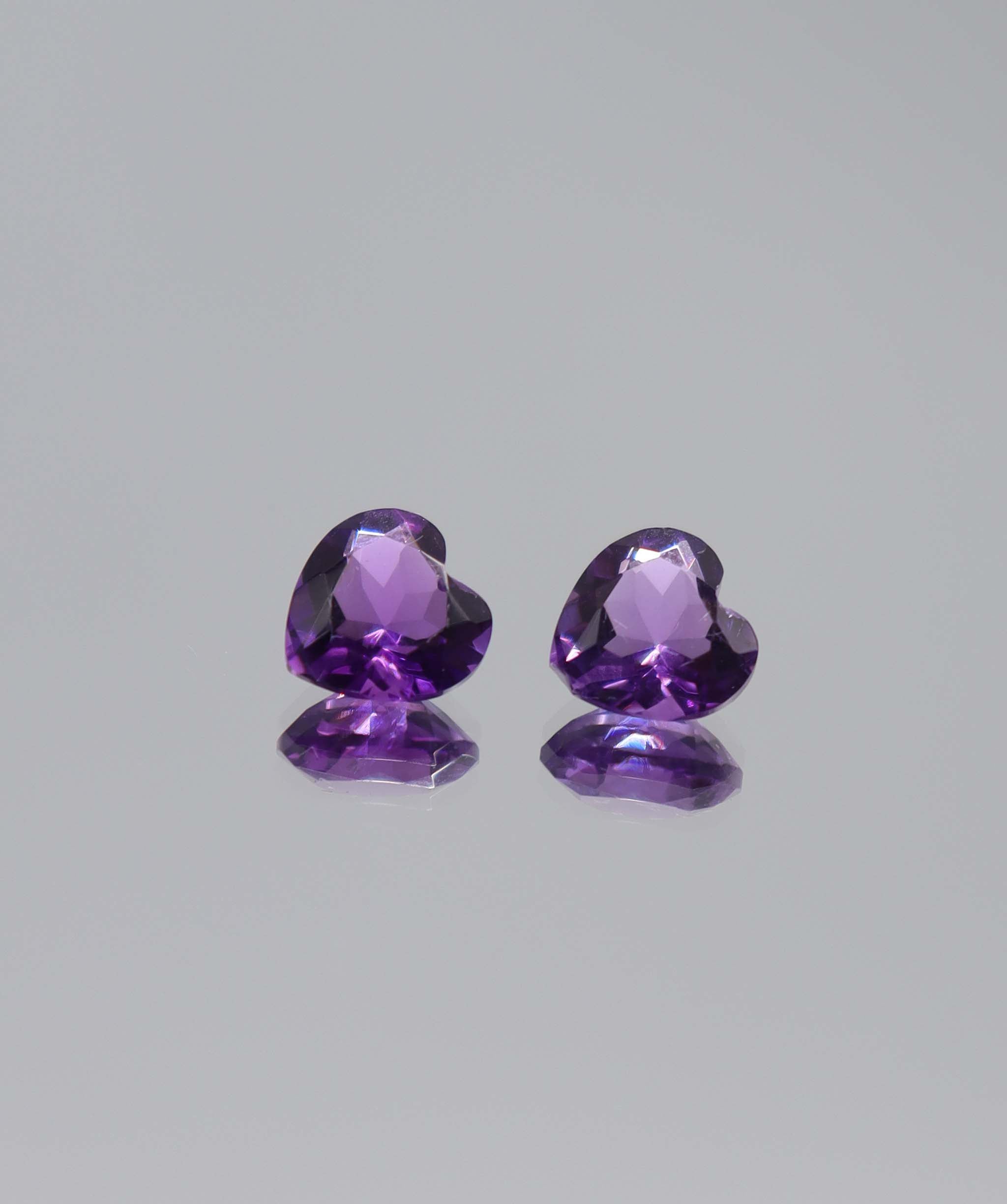3.33ct Amethyst 2 heart DXBCS6105