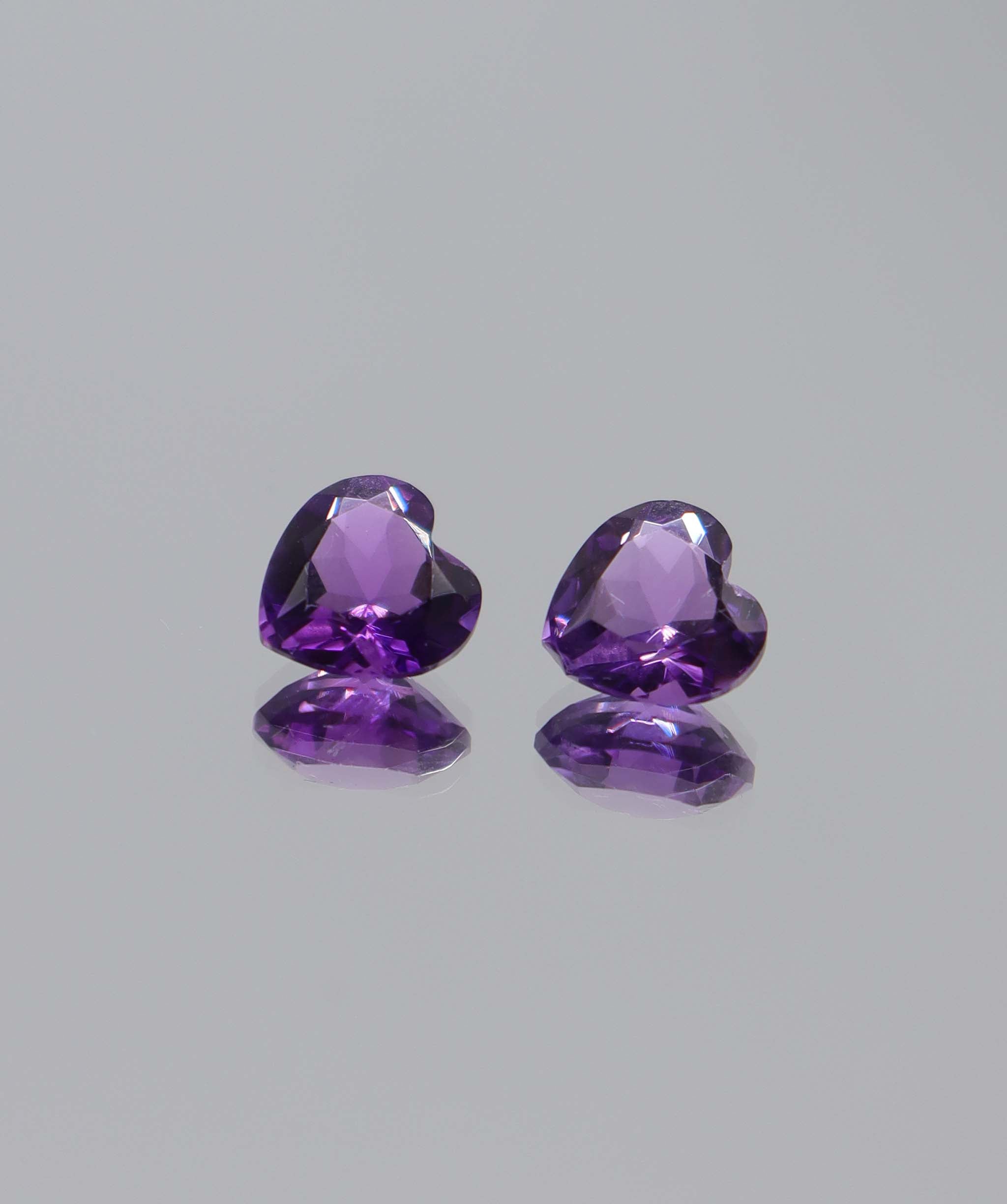 3.33ct Amethyst 2 heart DXBCS6105