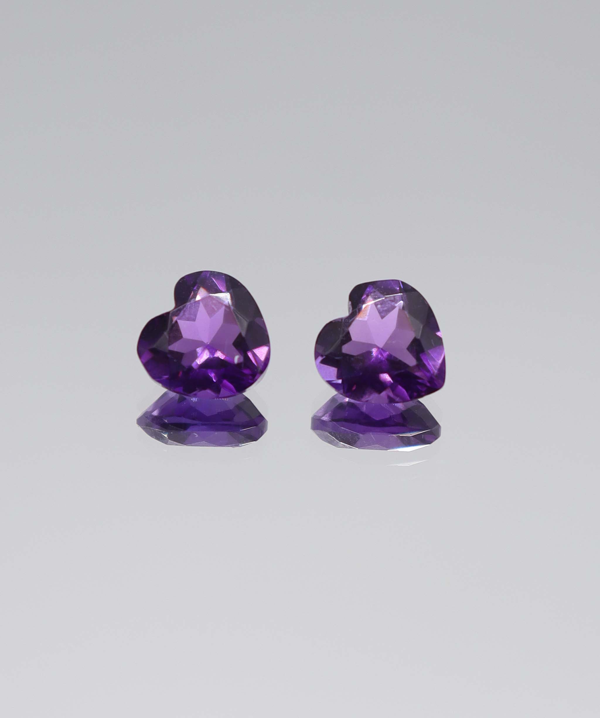 3.35ct Amethyst 2 heart DXBCS6129