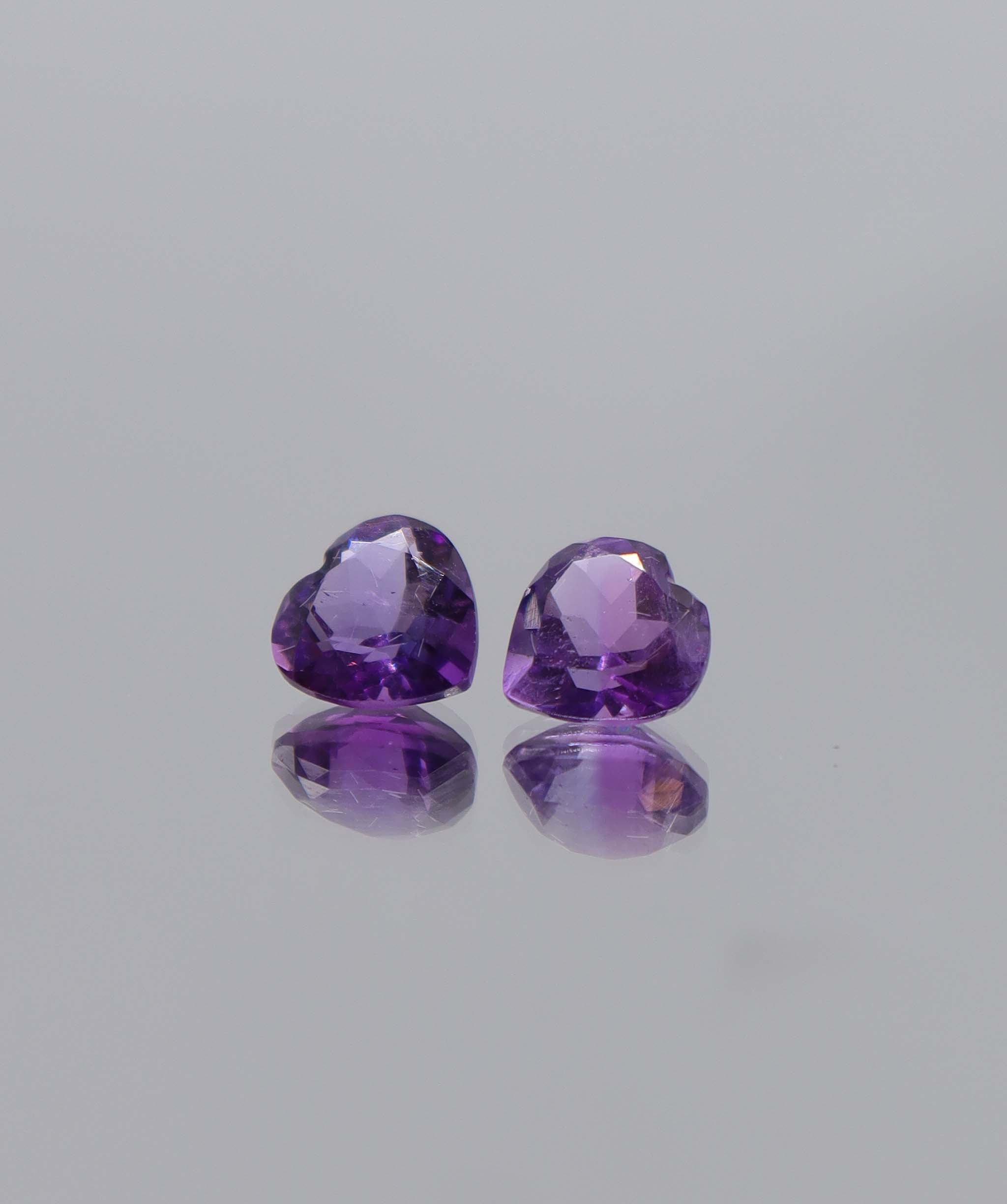 3.10ct Amethyst 2 heart DXBCS6120
