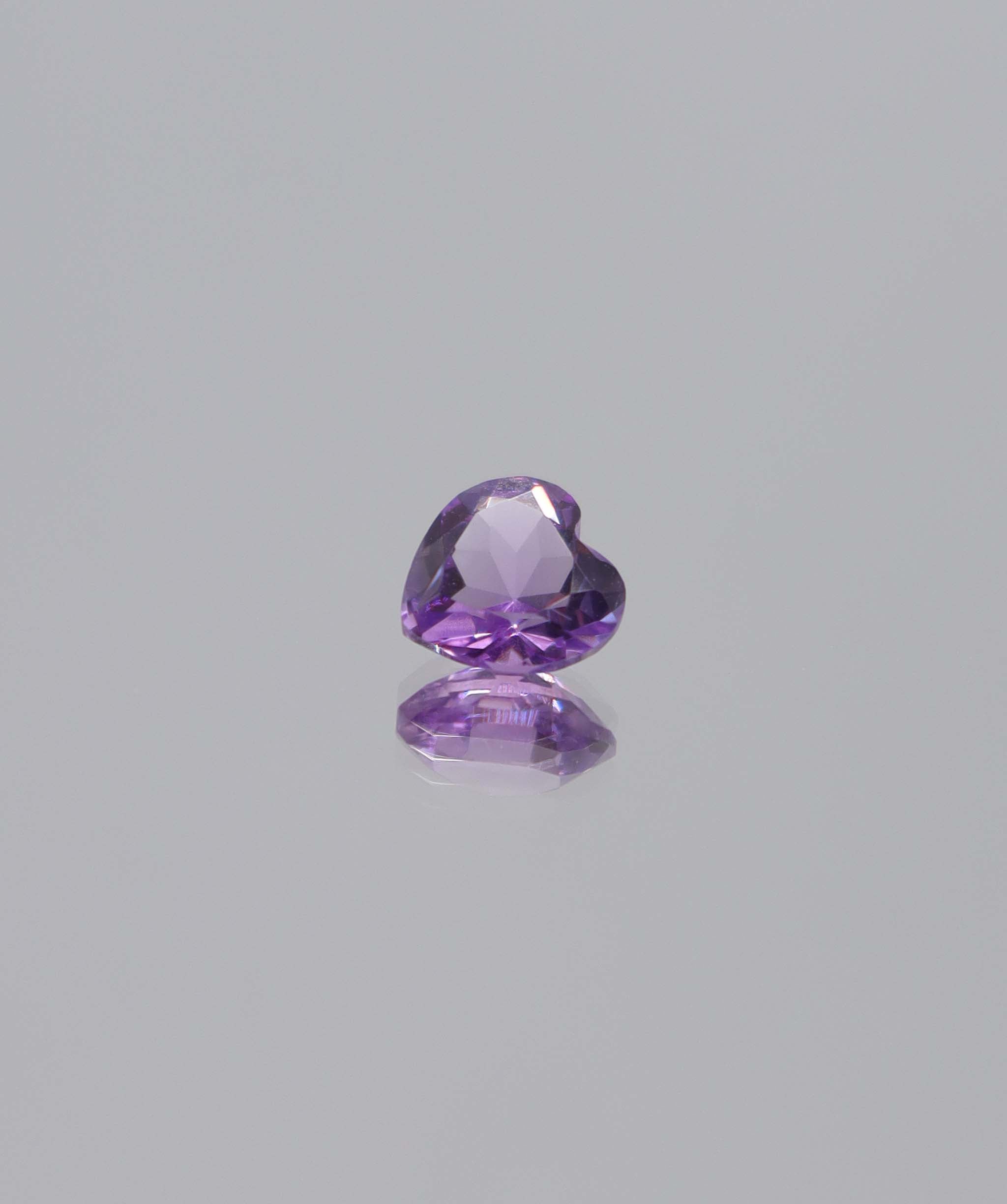 1.14ct Amethyst hear shape DXBCS6100