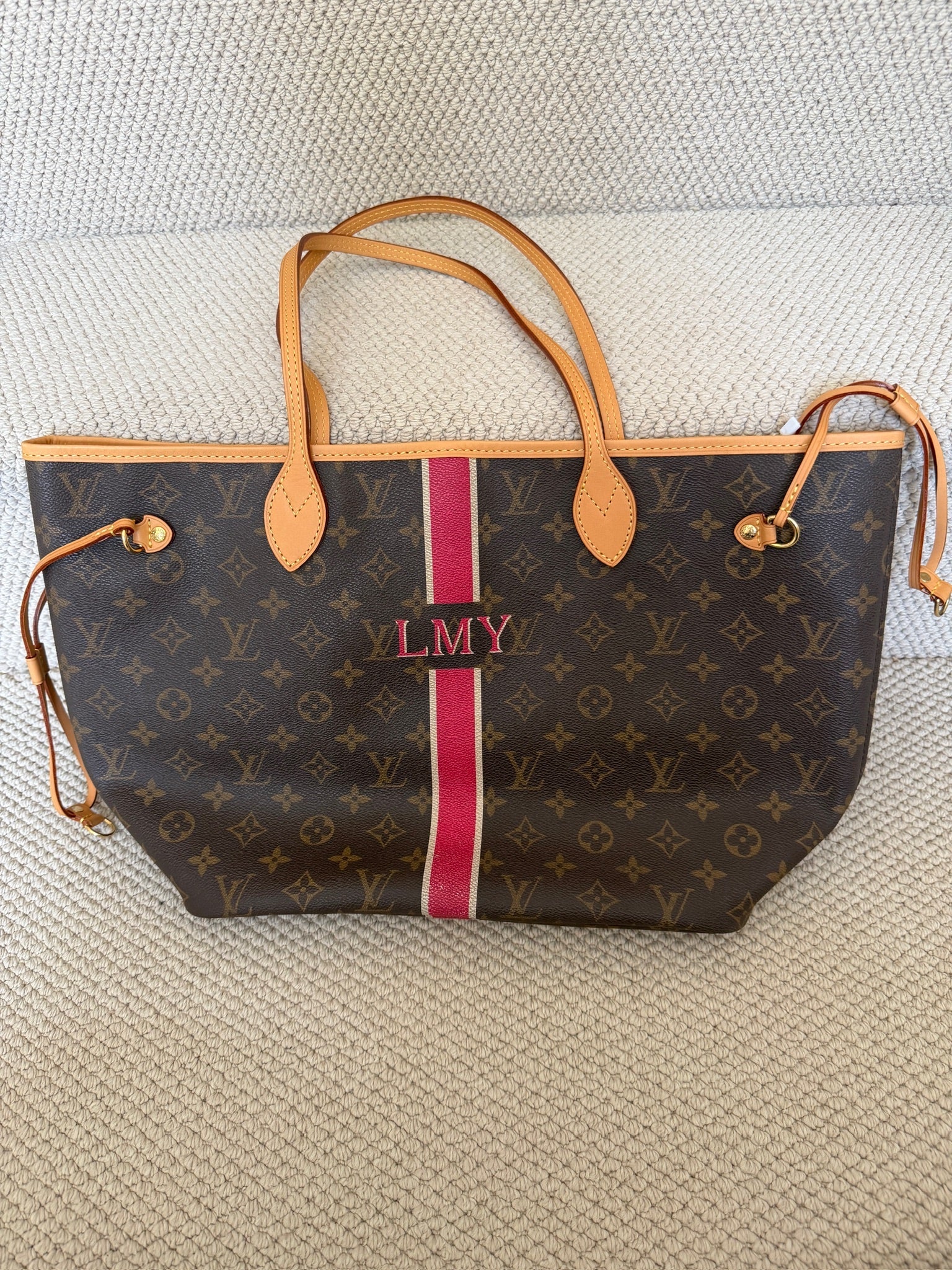 Louis Vuitton Neverfull MM Monogram Tote Bag