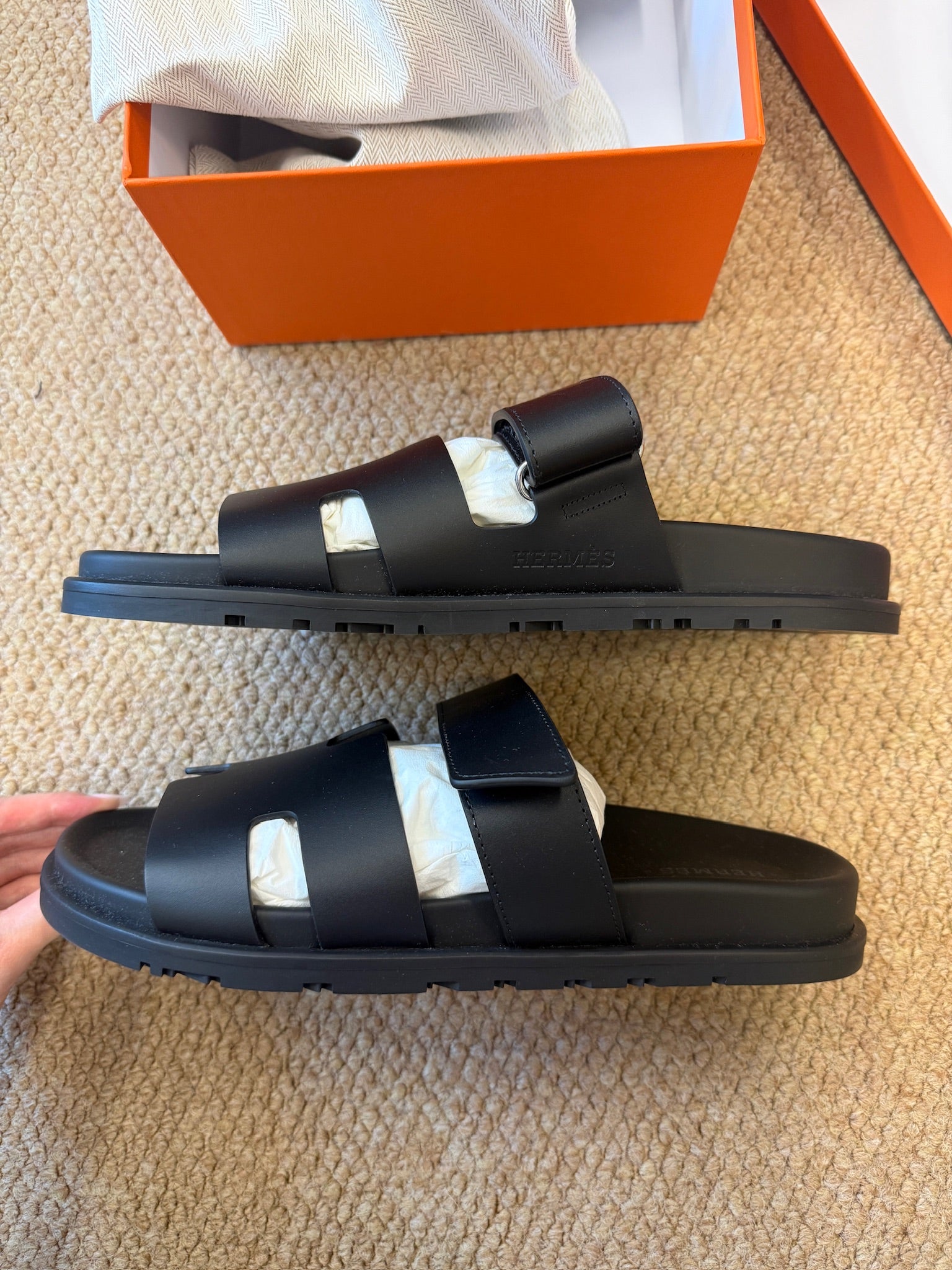 Size 41- Hermès Chypre sandal black