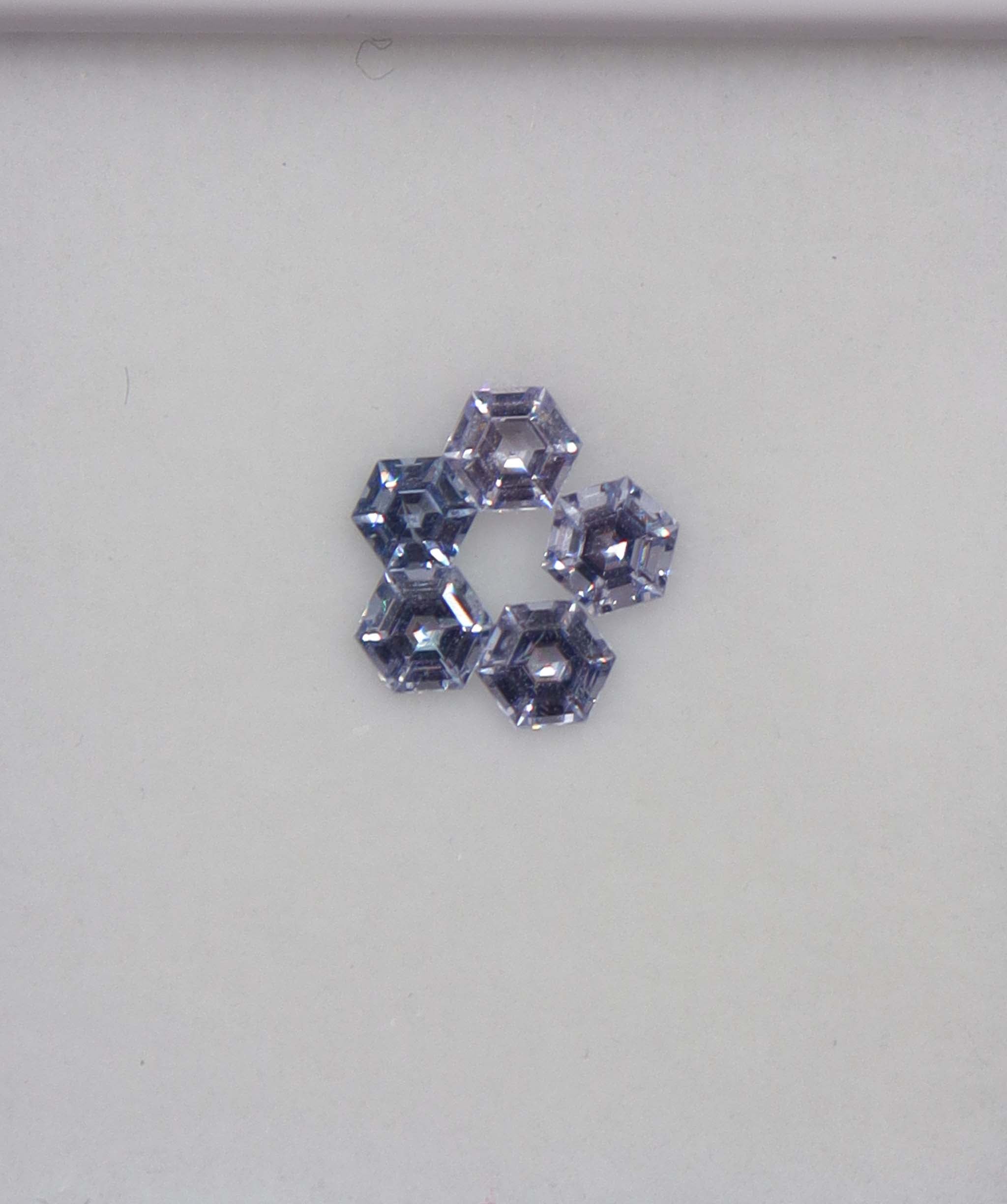 1.42 HEXAGON SPINELS DXBS6199