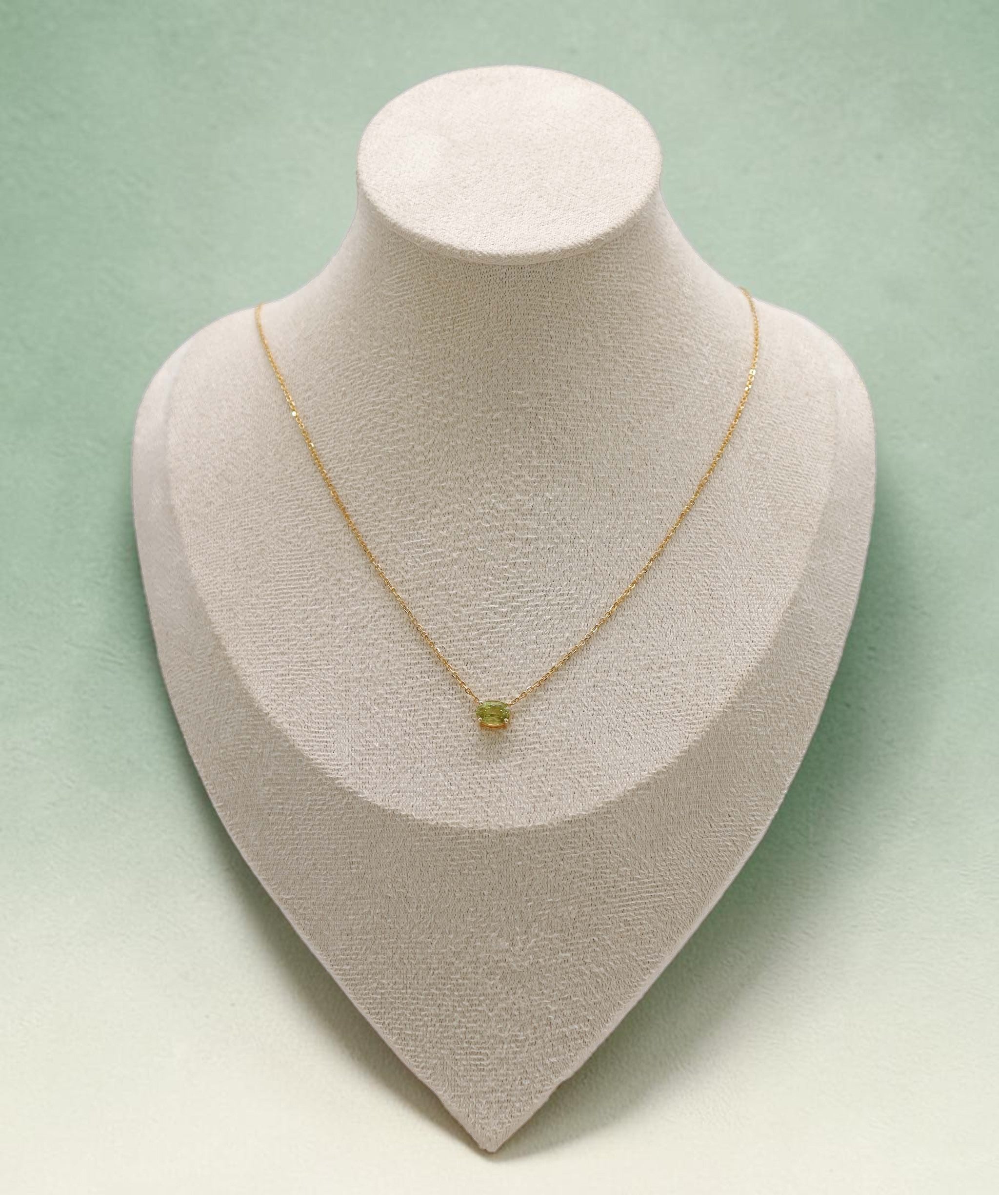 Mali Garnet Solitaire Pendant Chain DXBS6599