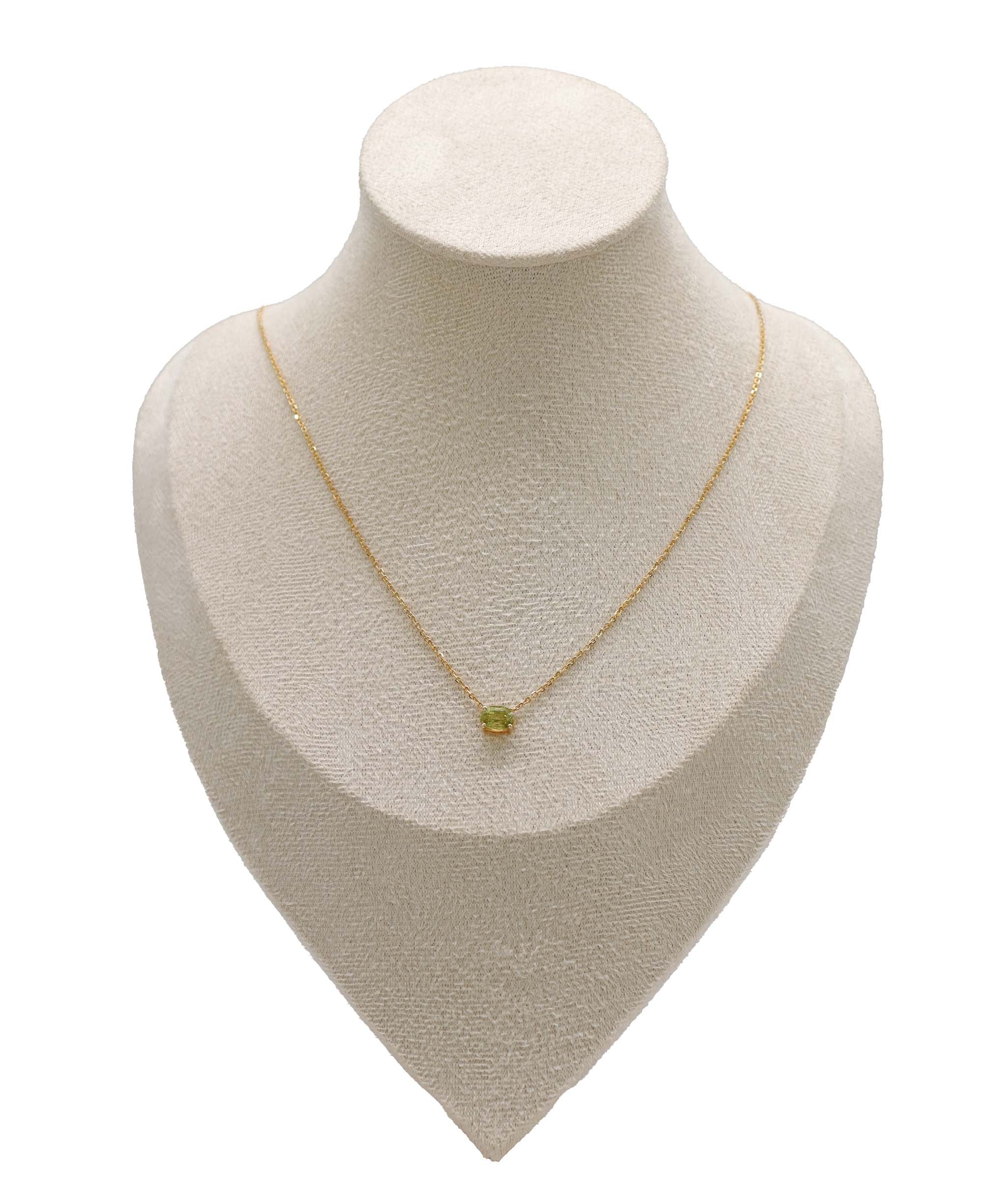Mali Garnet Solitaire Pendant Chain DXBS6599