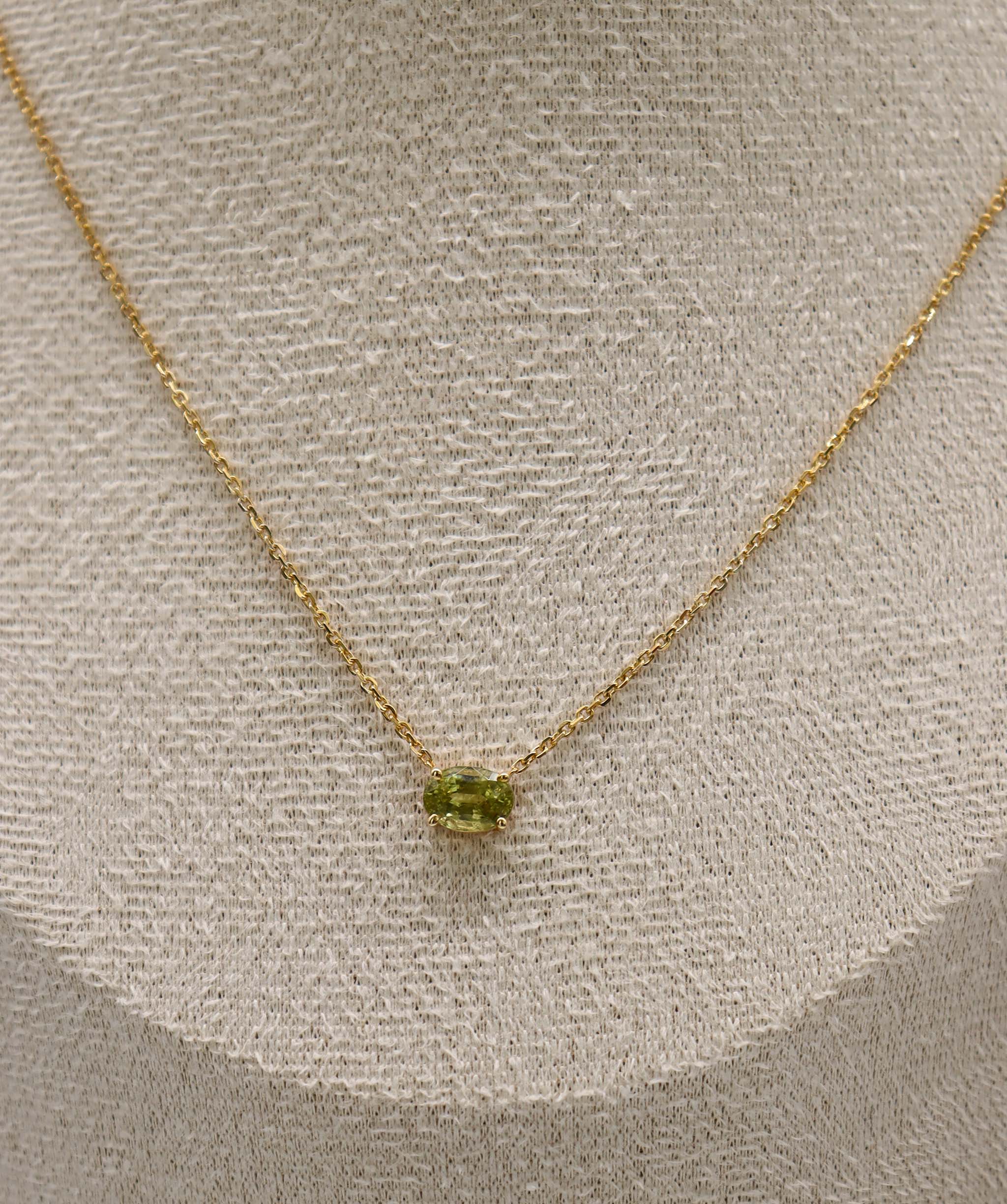 Mali Garnet Solitaire Pendant Chain DXBS6599