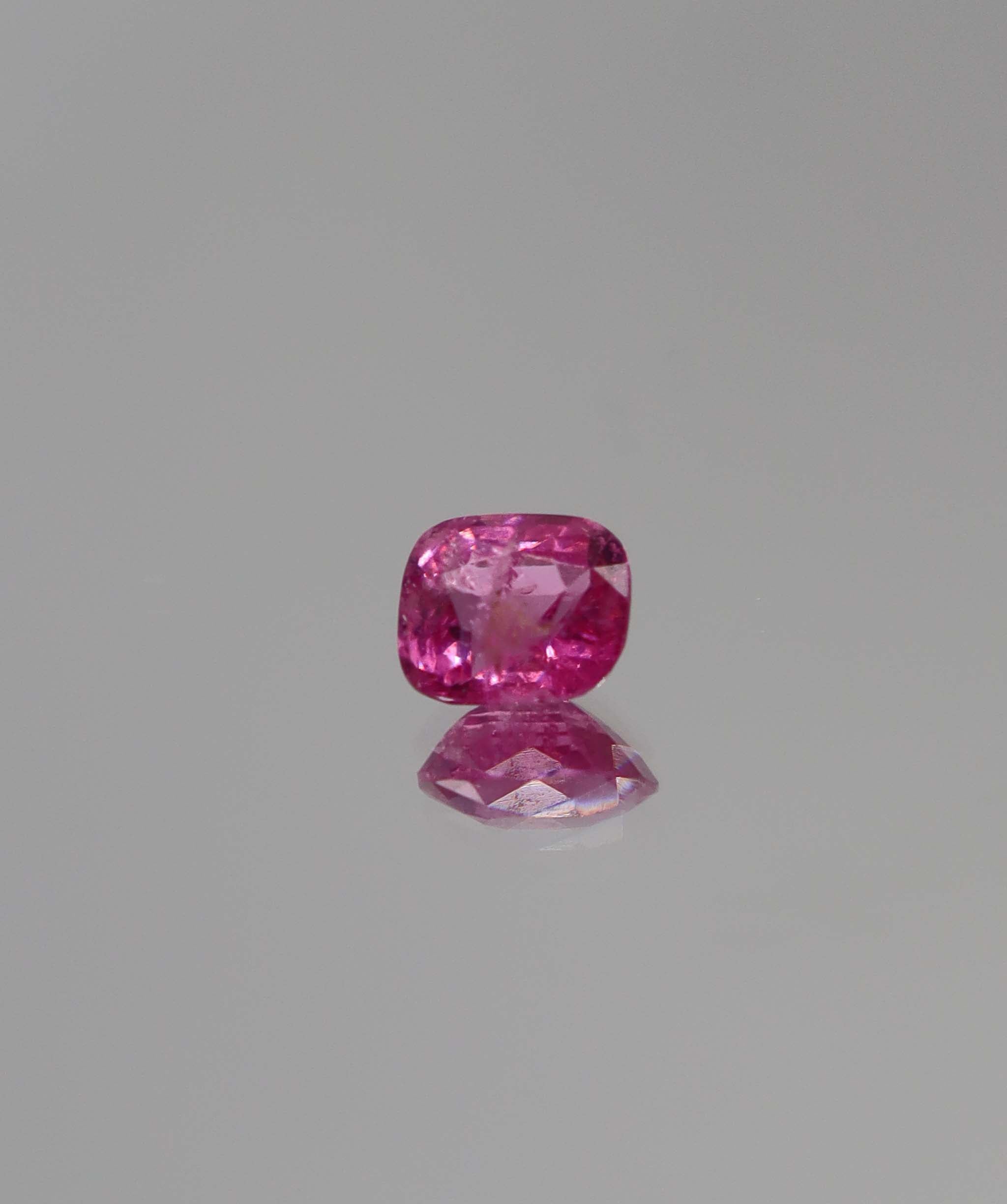 0.98ct Cushion Mahenge Spinel DXBCS3443