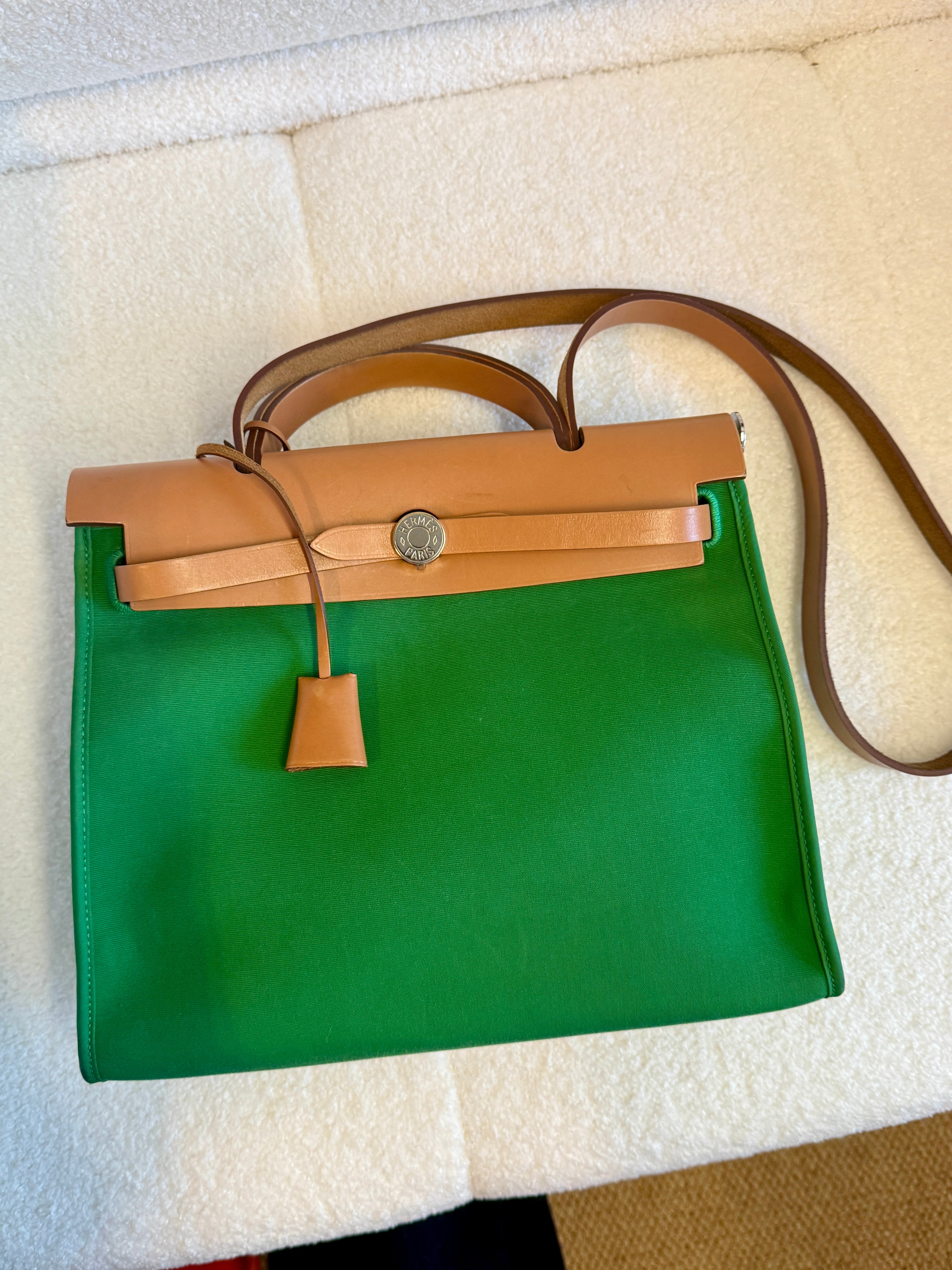 Hermès green herbag31 good condition stamp X