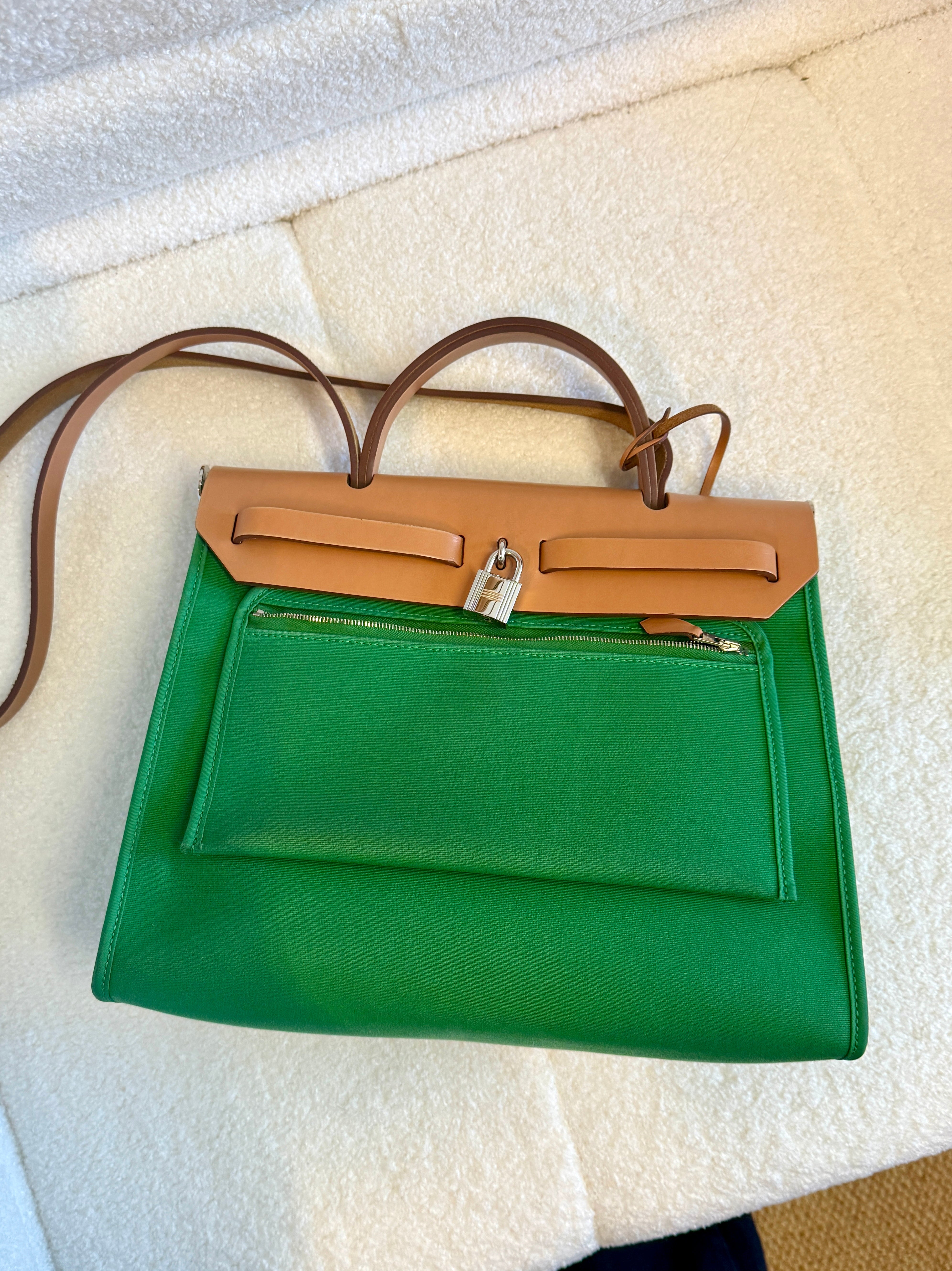 Hermès green herbag31 good condition stamp X