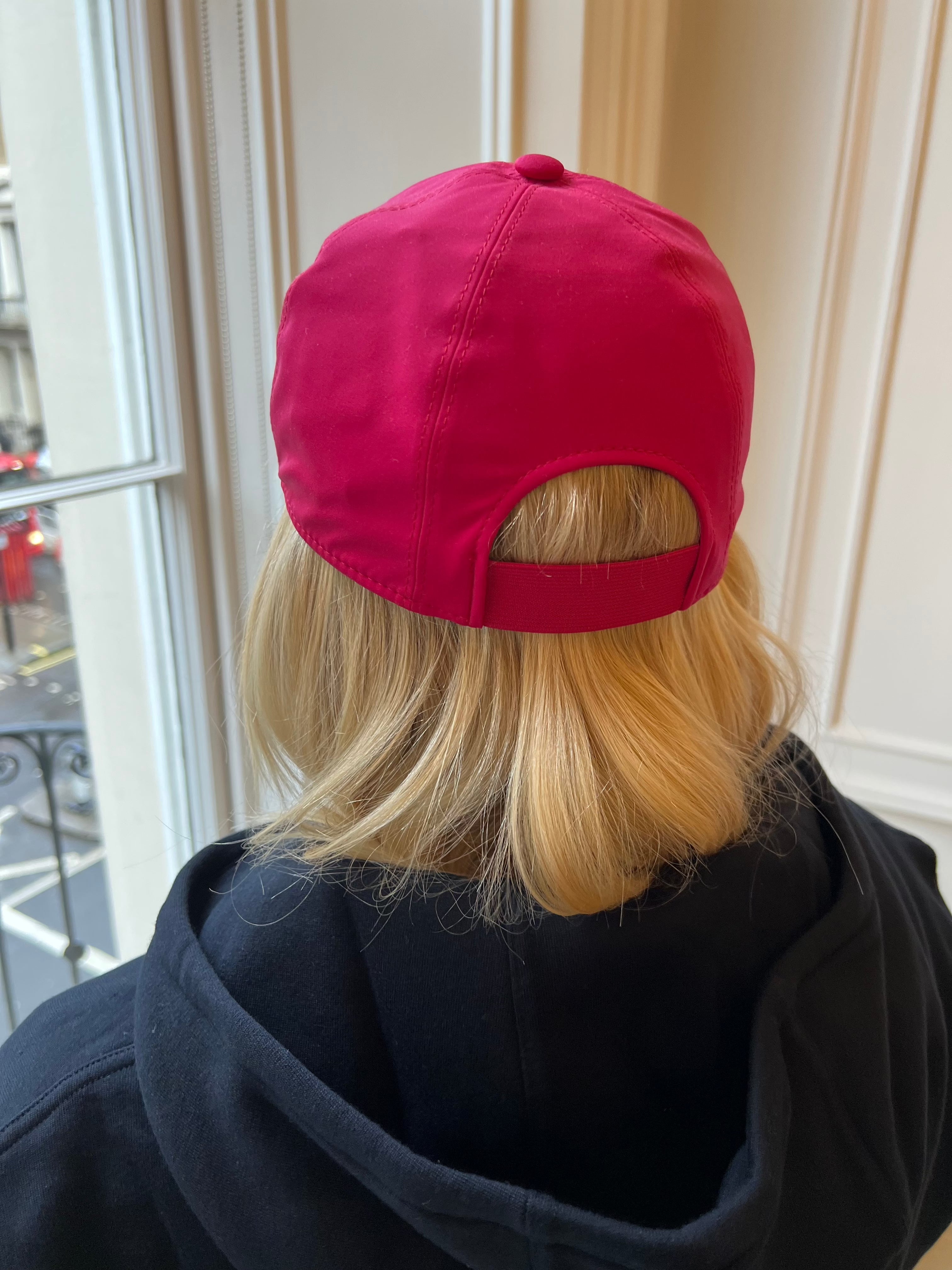 HERMÈS Serena Cap in Rose Griotte