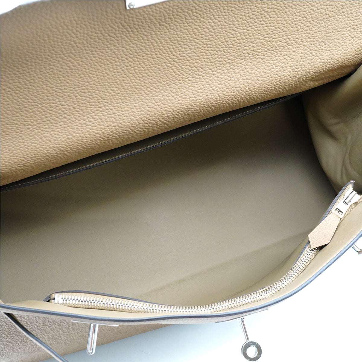 HERMES KELLY 42 RETOURNE  BEIGE MARFA TOGO HAND SHOULDER BAG 2024 W STAMP PALLADIUM HARDWARE 90342566