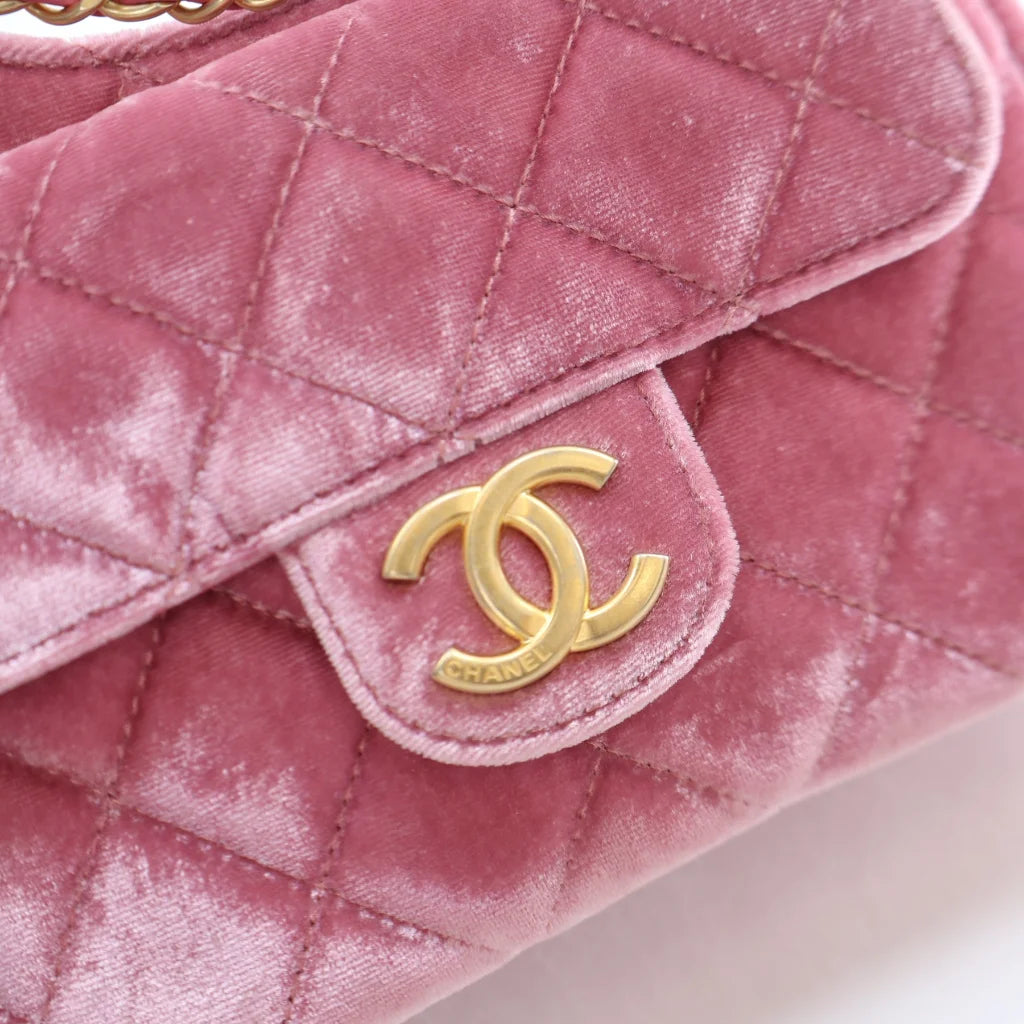 Chanel Wave CC Hobo Small Pink Velvet L-1XRLRQ