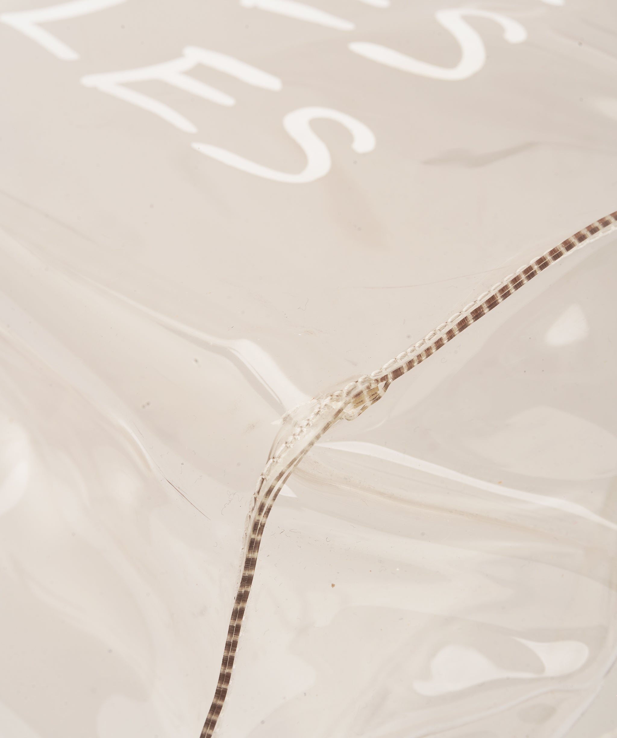 HERMES VINYL KELLY SOUVENIR DE L' EXPOSITION 1997 CLEAR HAND BAG GOLD HARDWARE 90327407