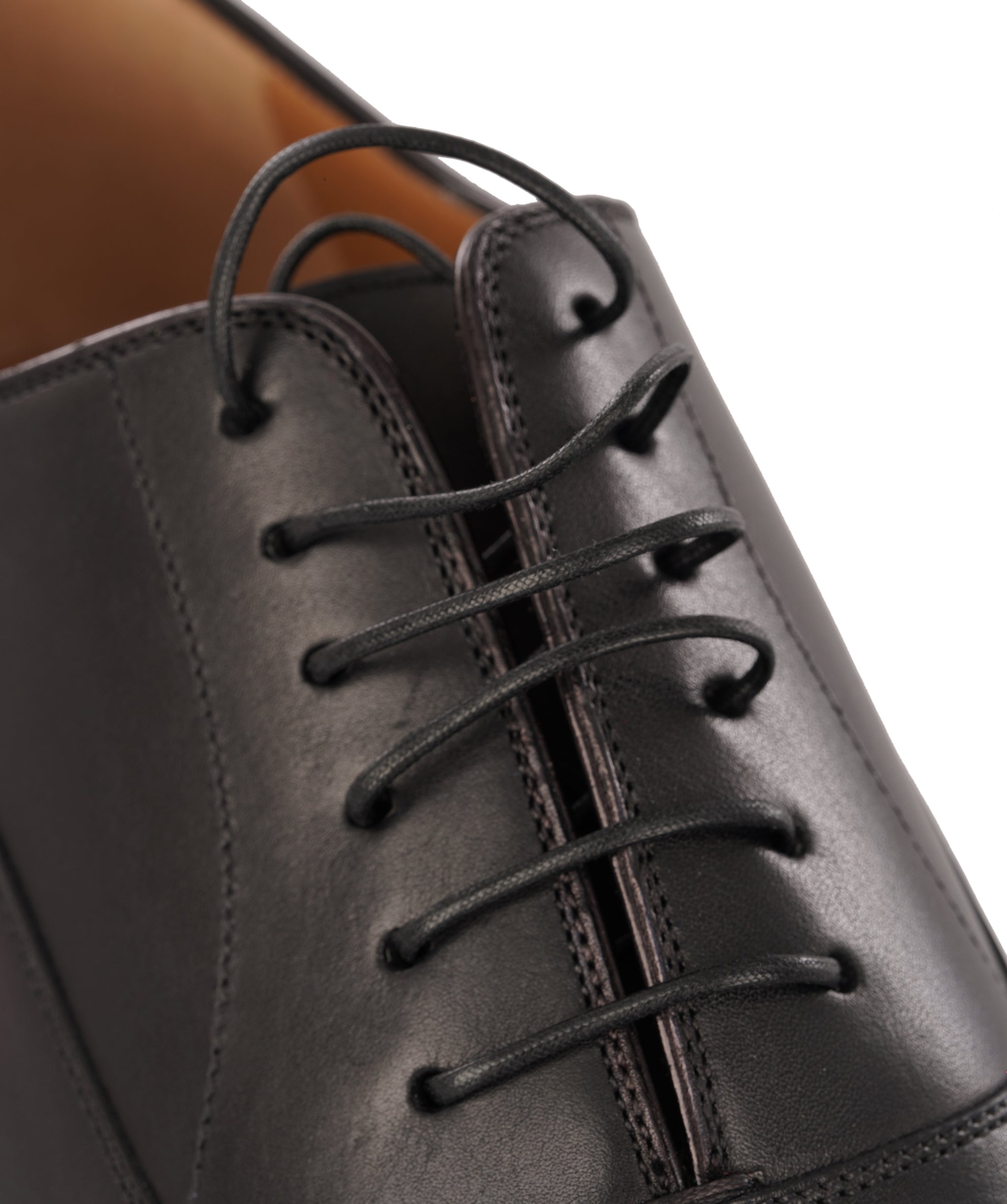 Christian Louboutin Greggo Calfskin Leather Oxford Shoes ALC4353