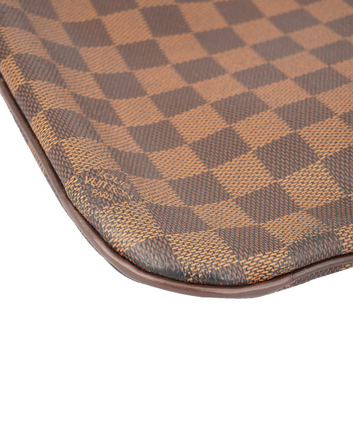 Louis Vuitton Damier Ebene Pochette Bosphore Crossbody Bag C337023