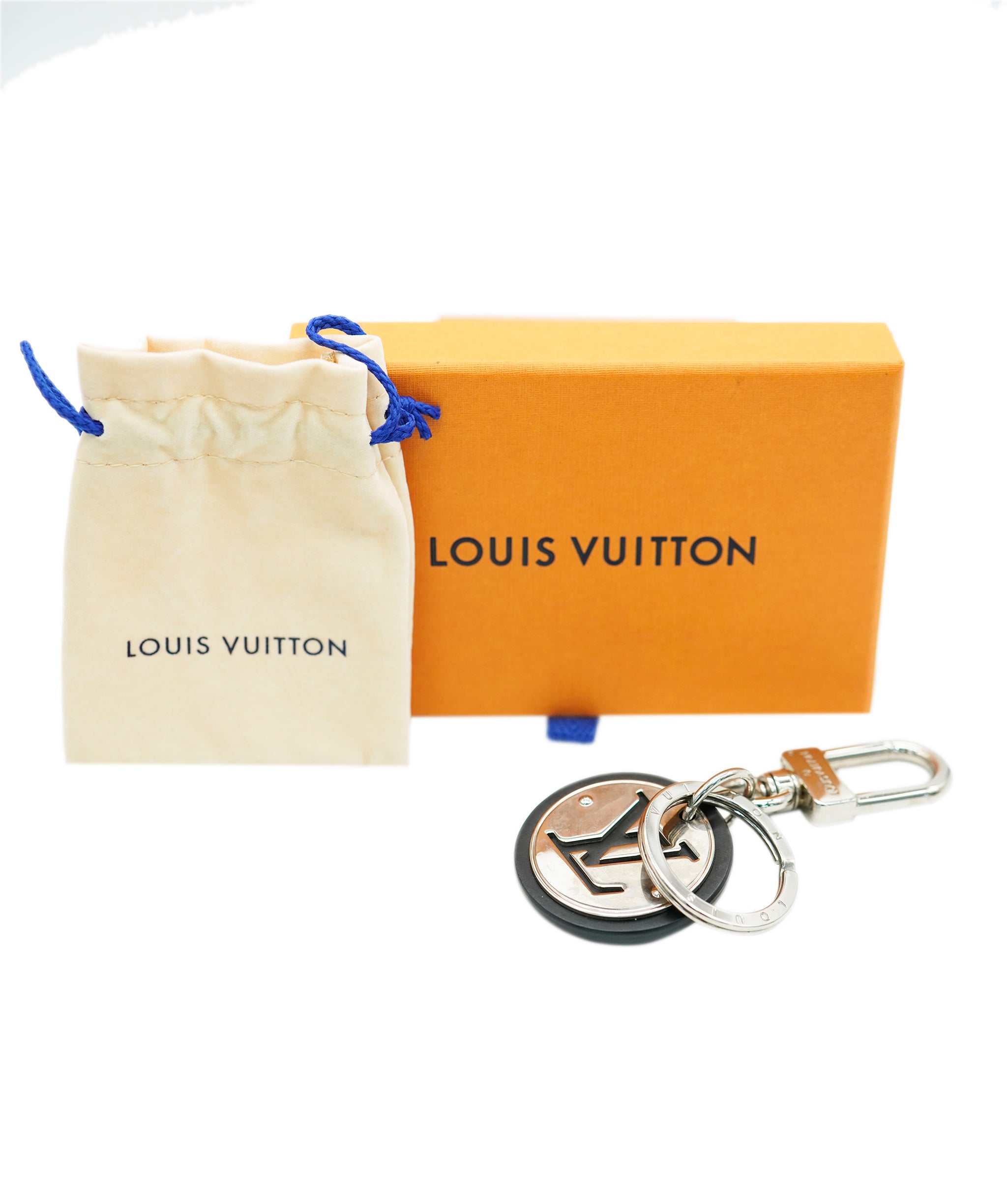 LOUIS VUITTON LV circle Key Charm DBXS2176