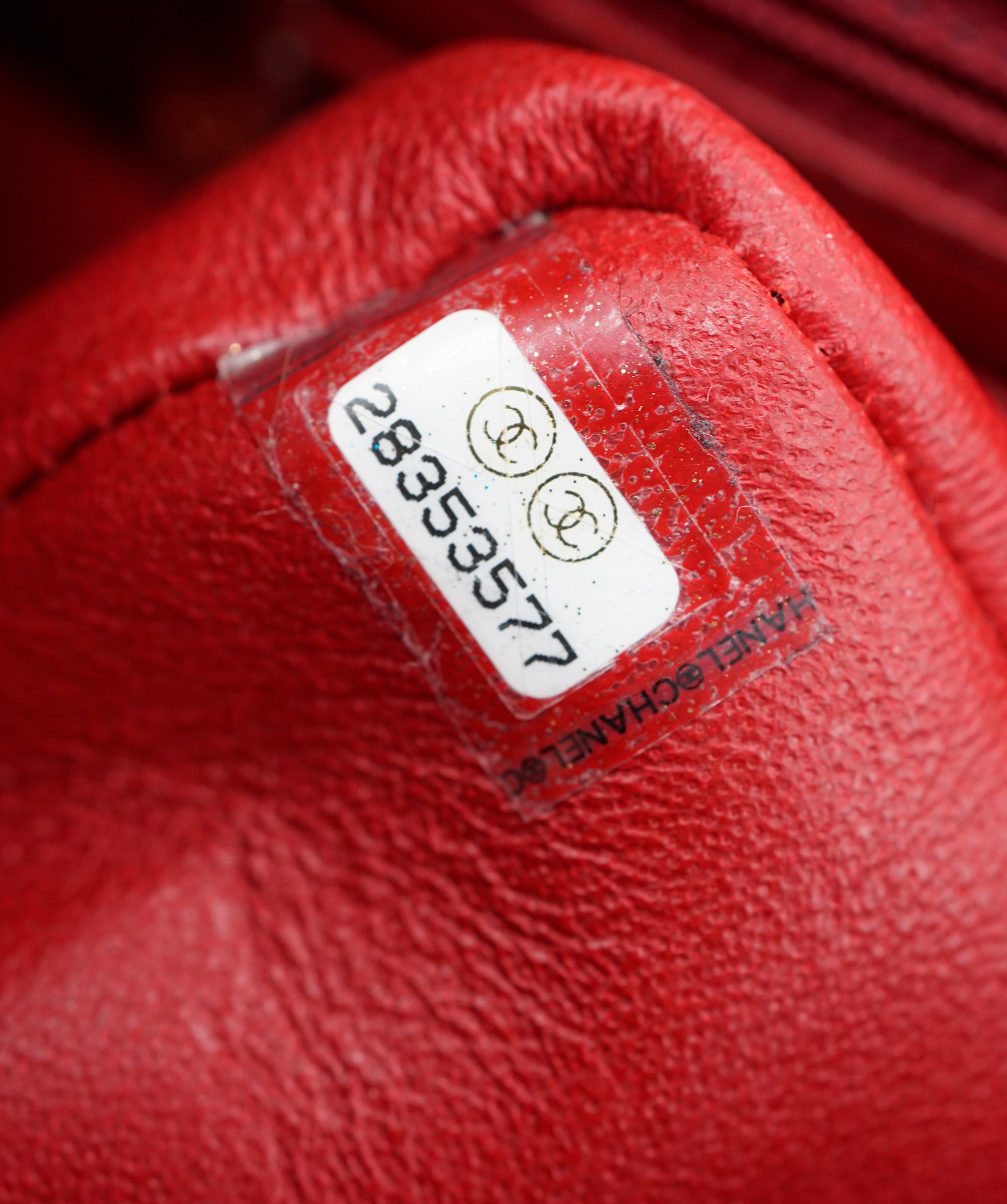 Chanel rouge 255 mini  AKC0091