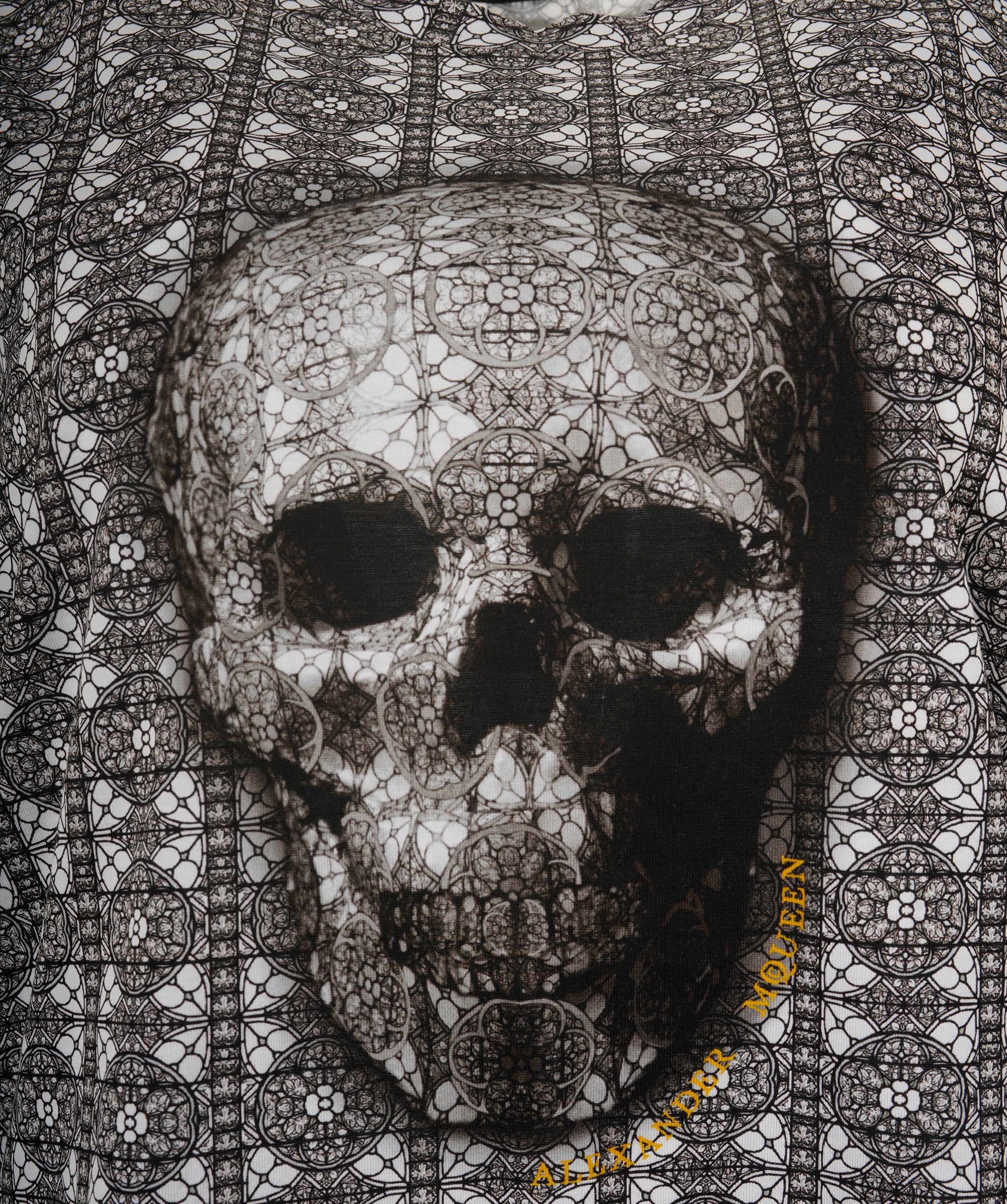 Alexader McQueen Black and White with Shadow Skull T-Shirt Size XL AKC0106