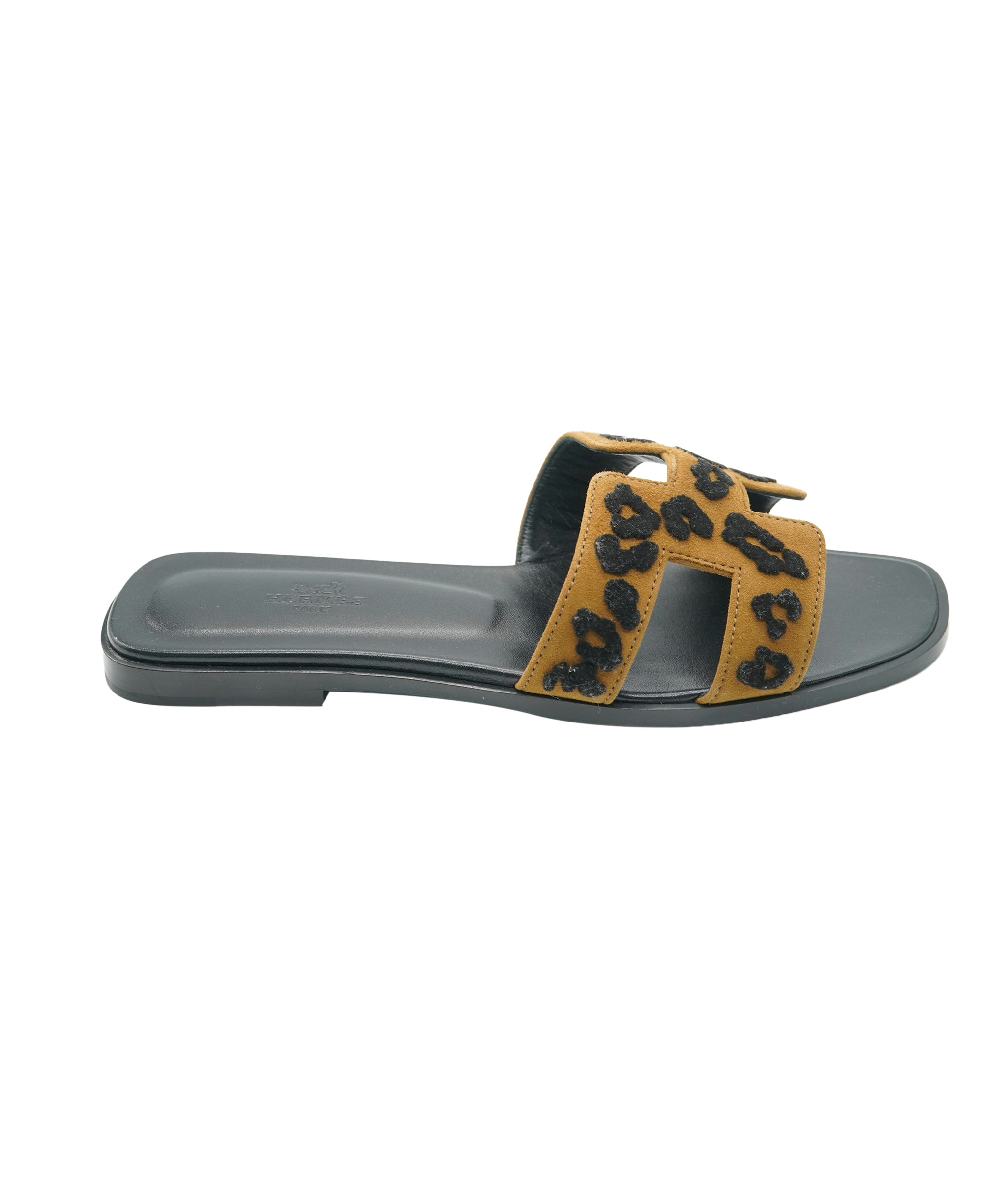 Hermès Oran Sandal Leopard Suede 38.5 01SHU2336 DBXM0076