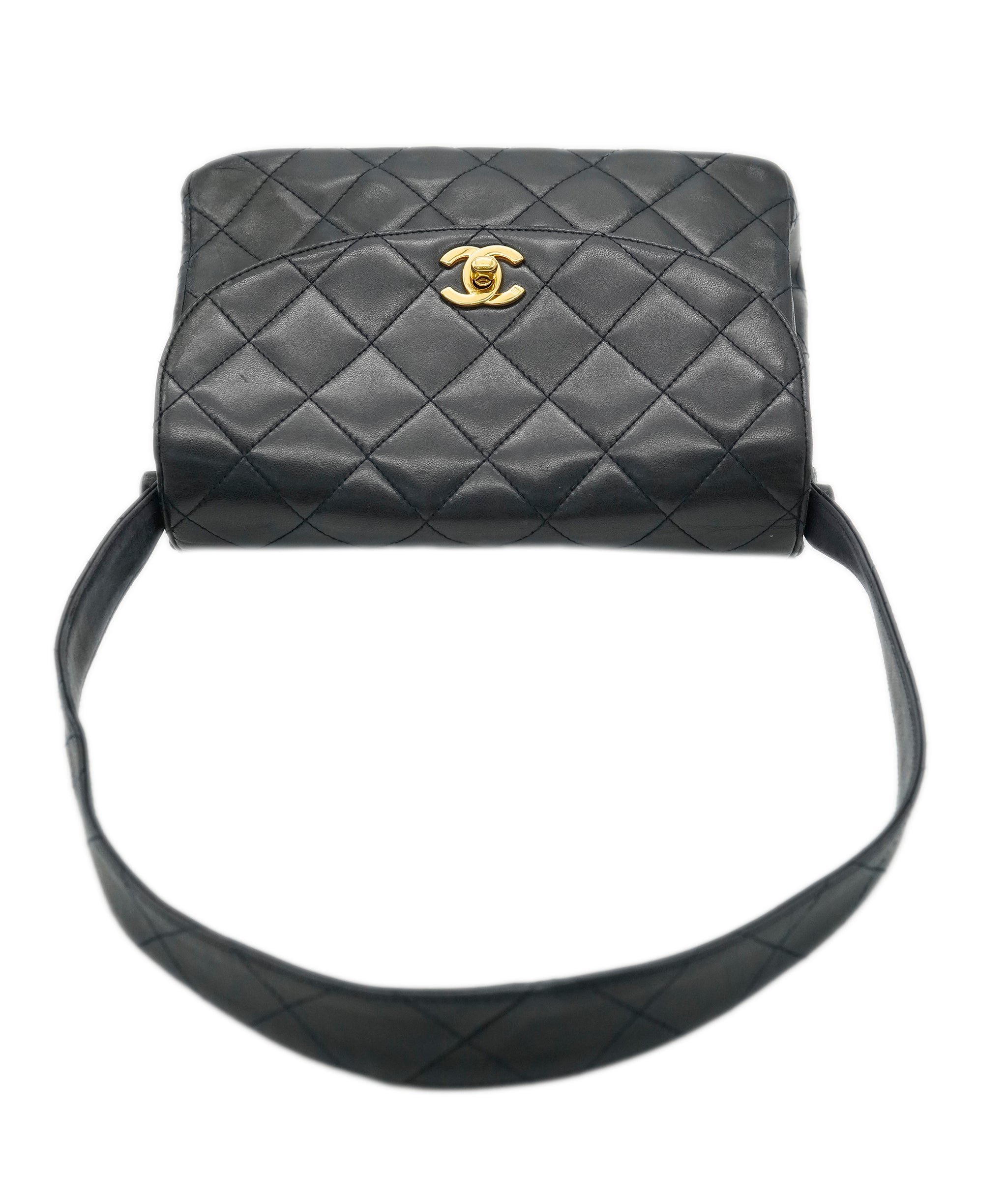 Chanel Vintage Navy Shoulder Bag ALL0839