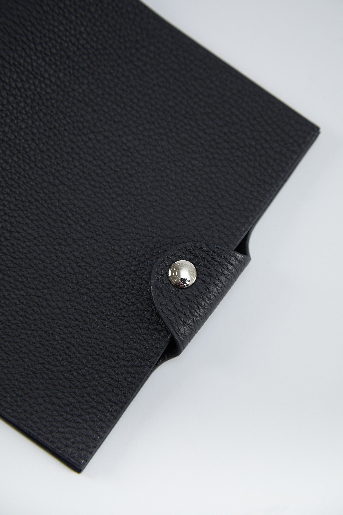 HERMÈS Ulysse PM Notebook Cover Black