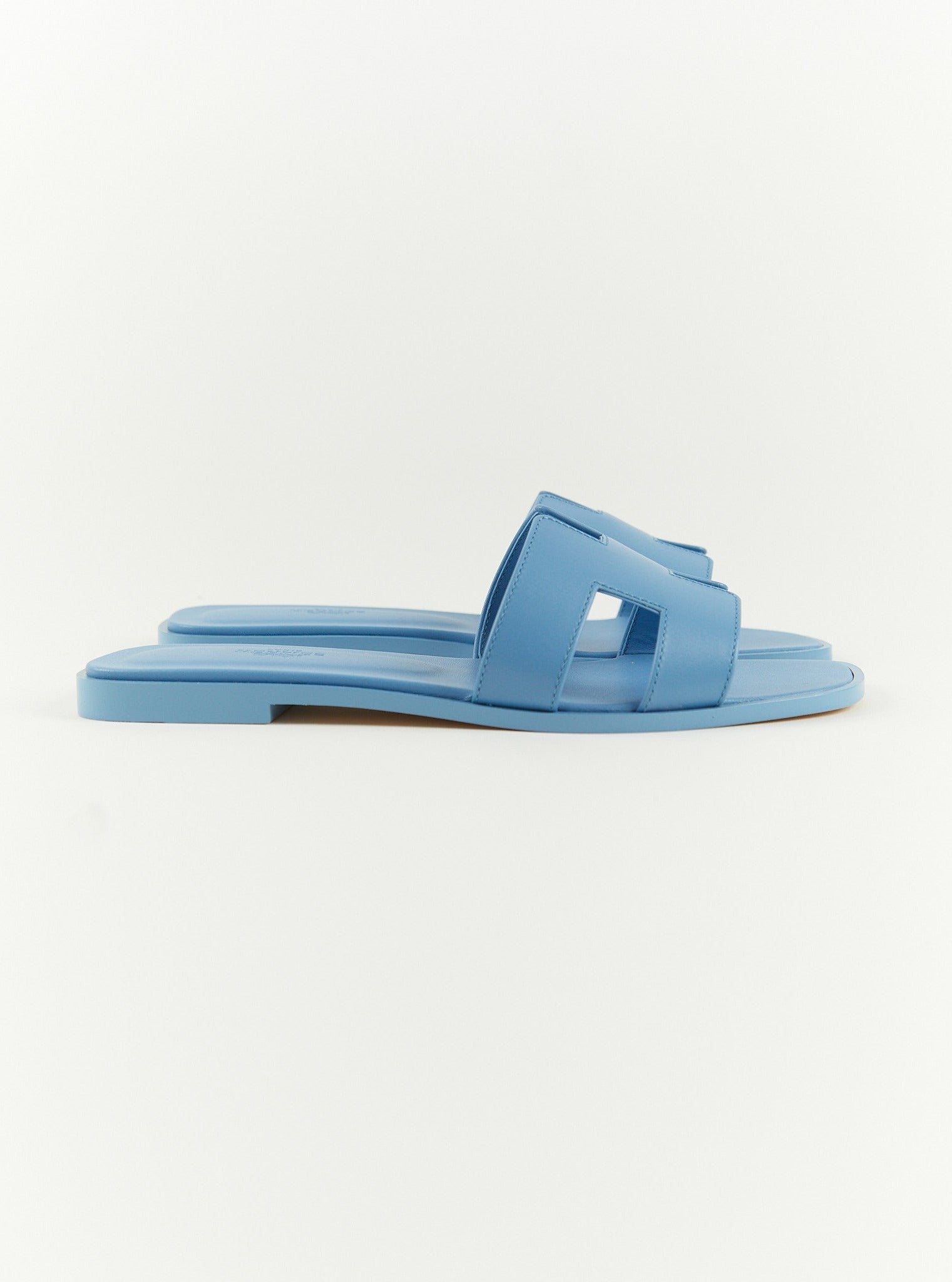 HERMÈS ORAN SANDAL BLUE CAMEO - Size 38.5